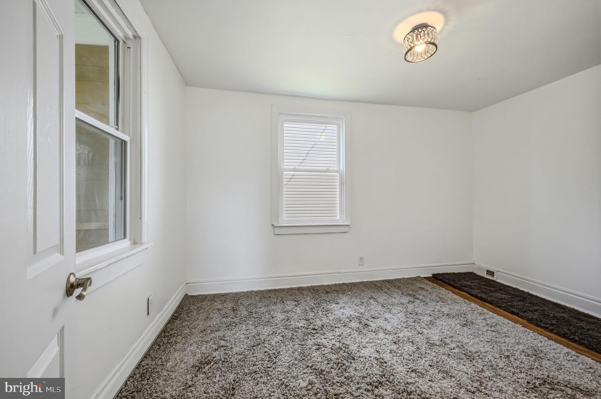 HOLLOWAY TERRACE - Residential