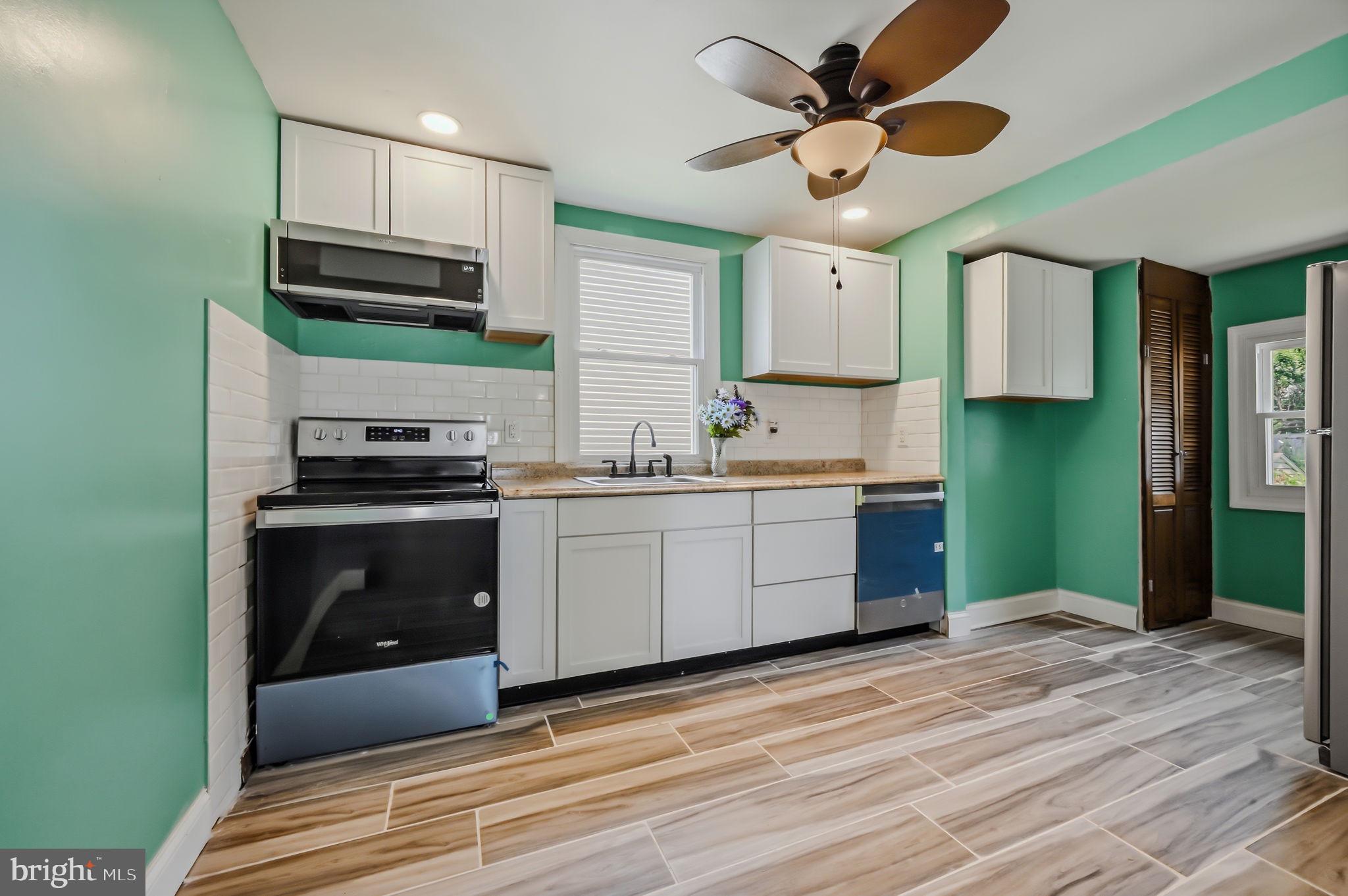 HOLLOWAY TERRACE - Residential