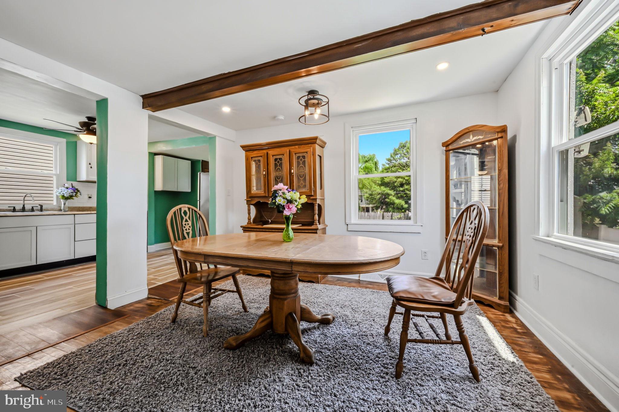 HOLLOWAY TERRACE - Residential