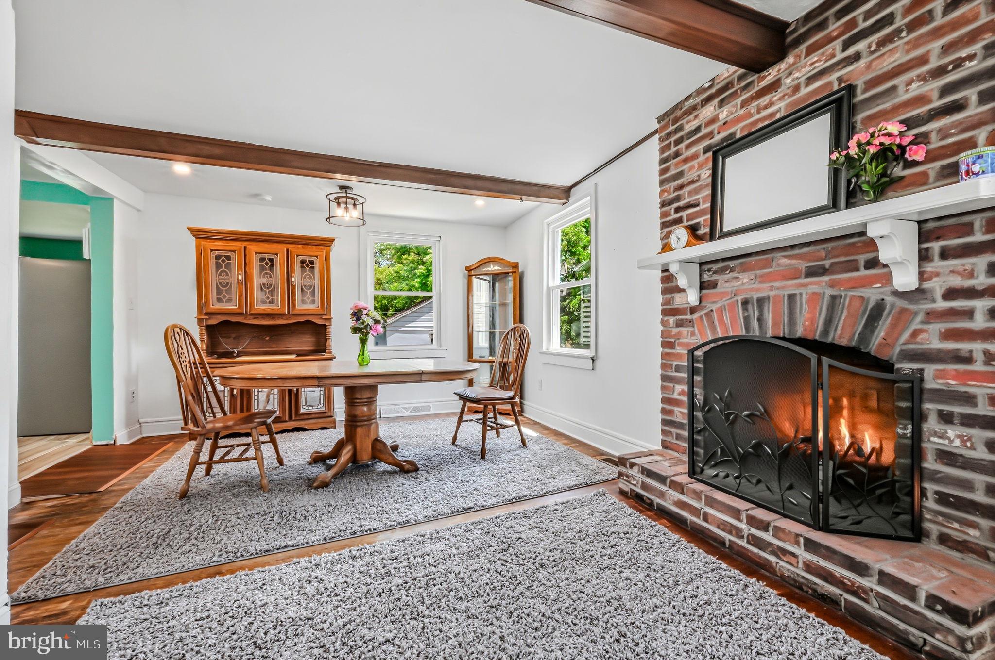 HOLLOWAY TERRACE - Residential