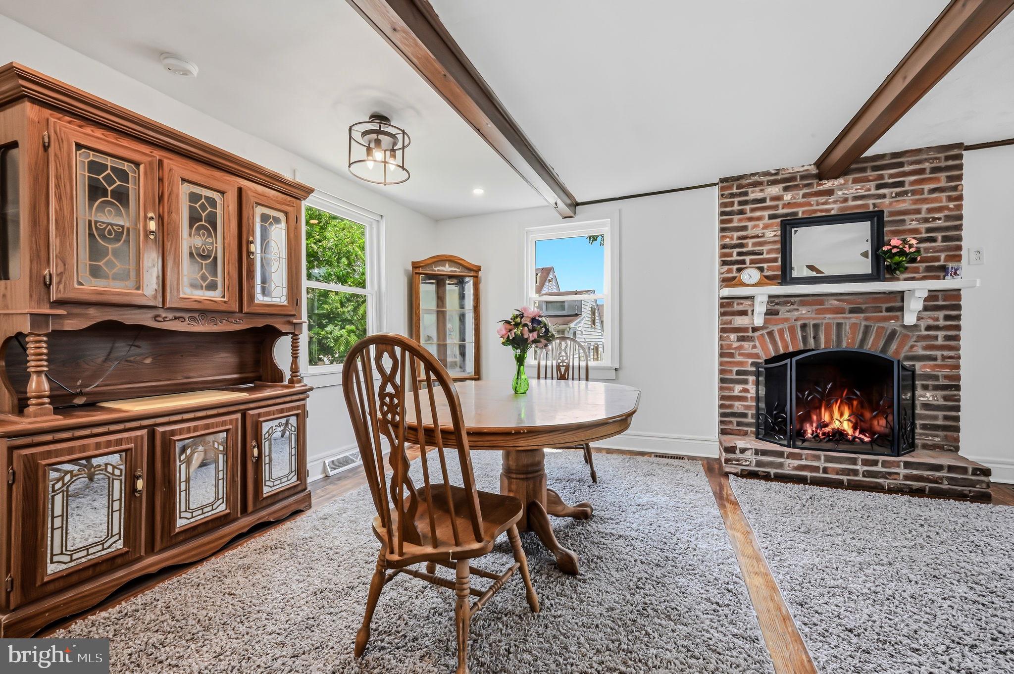 HOLLOWAY TERRACE - Residential