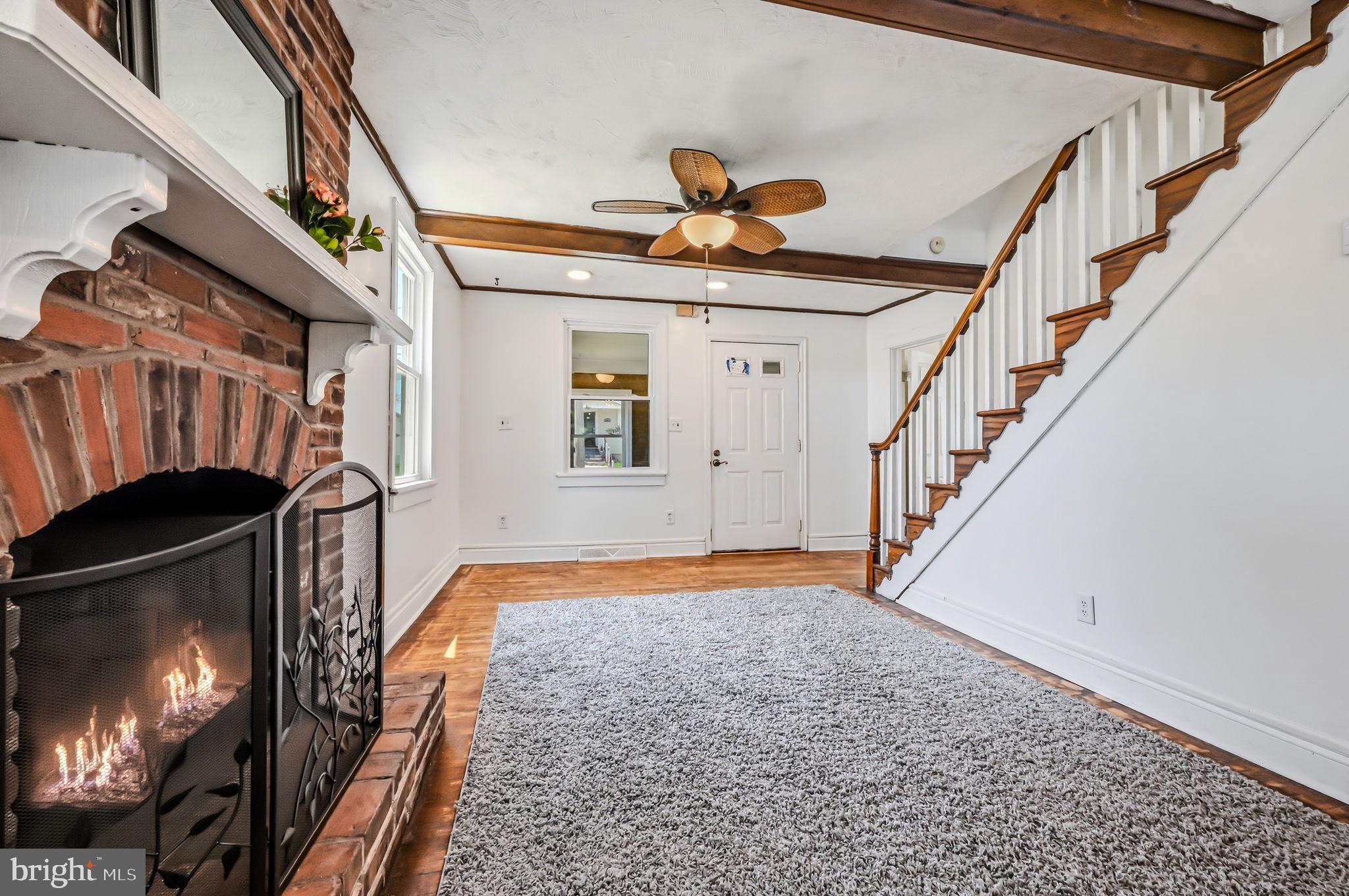 HOLLOWAY TERRACE - Residential