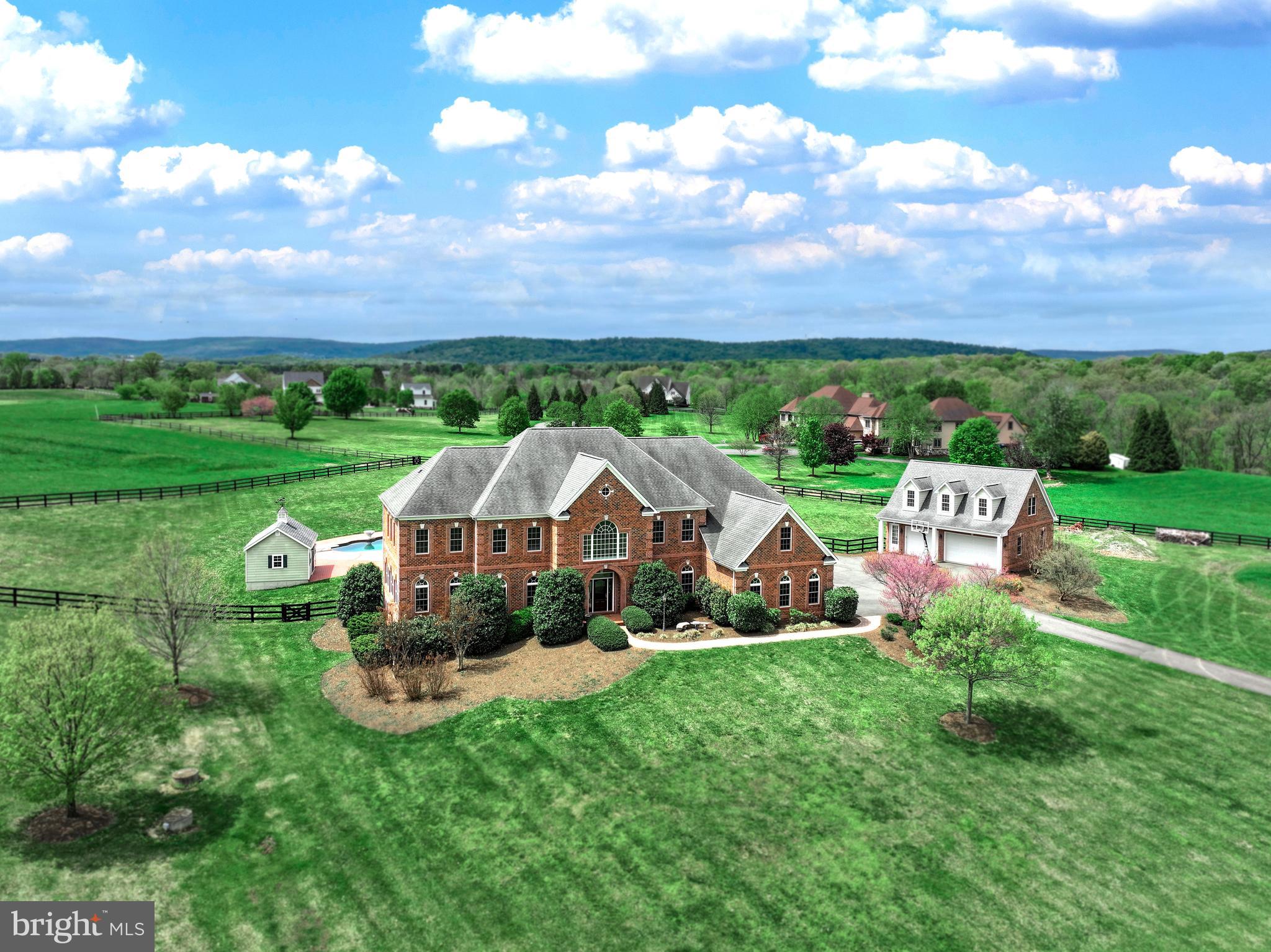 JAMES LAND - Residential