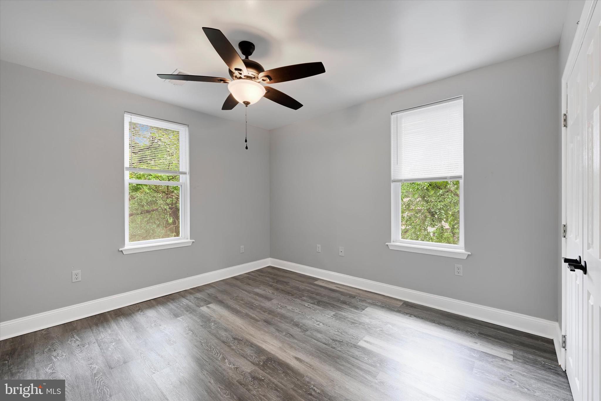 WINDSOR HILLS - Residential