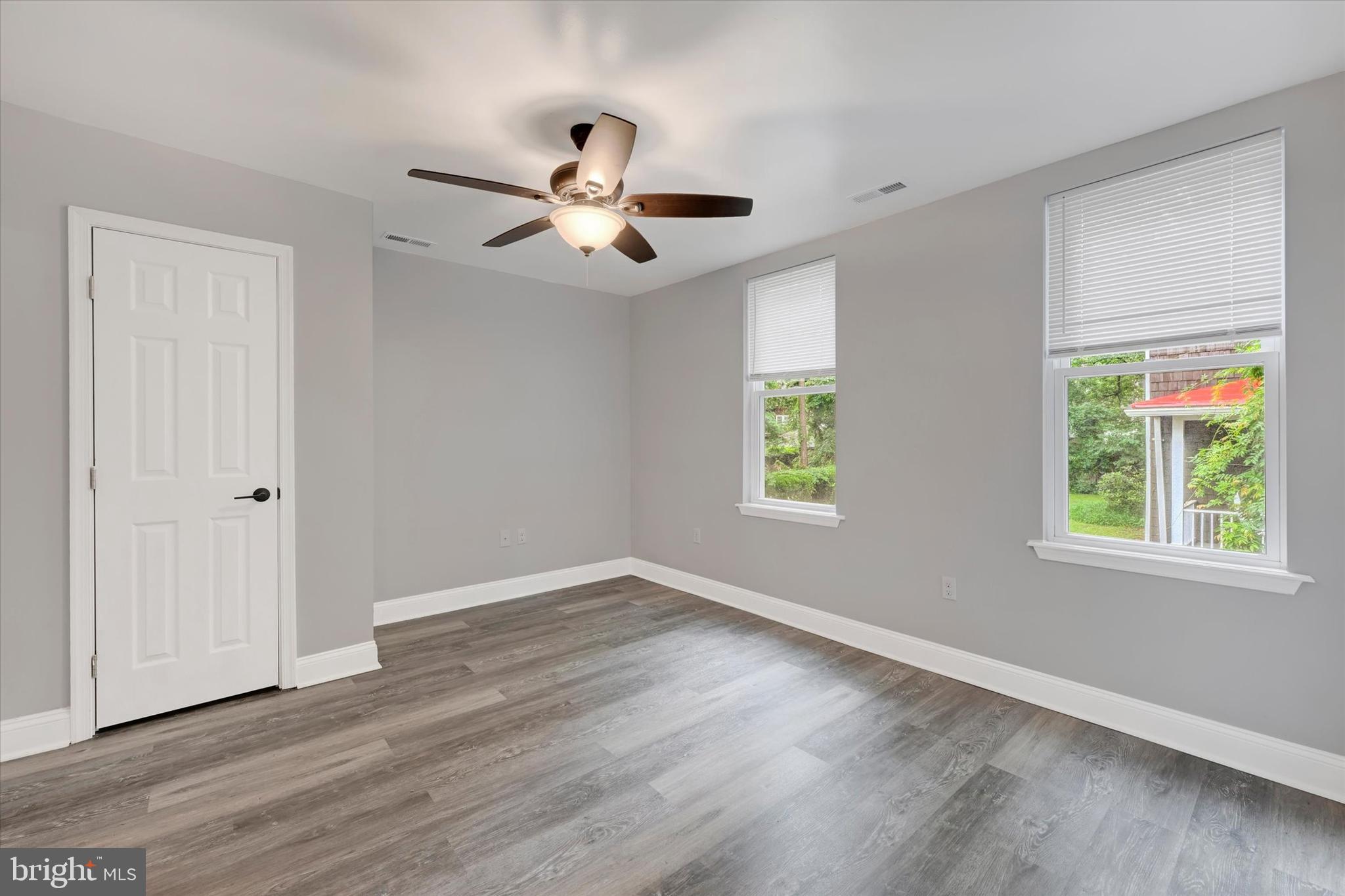 WINDSOR HILLS - Residential