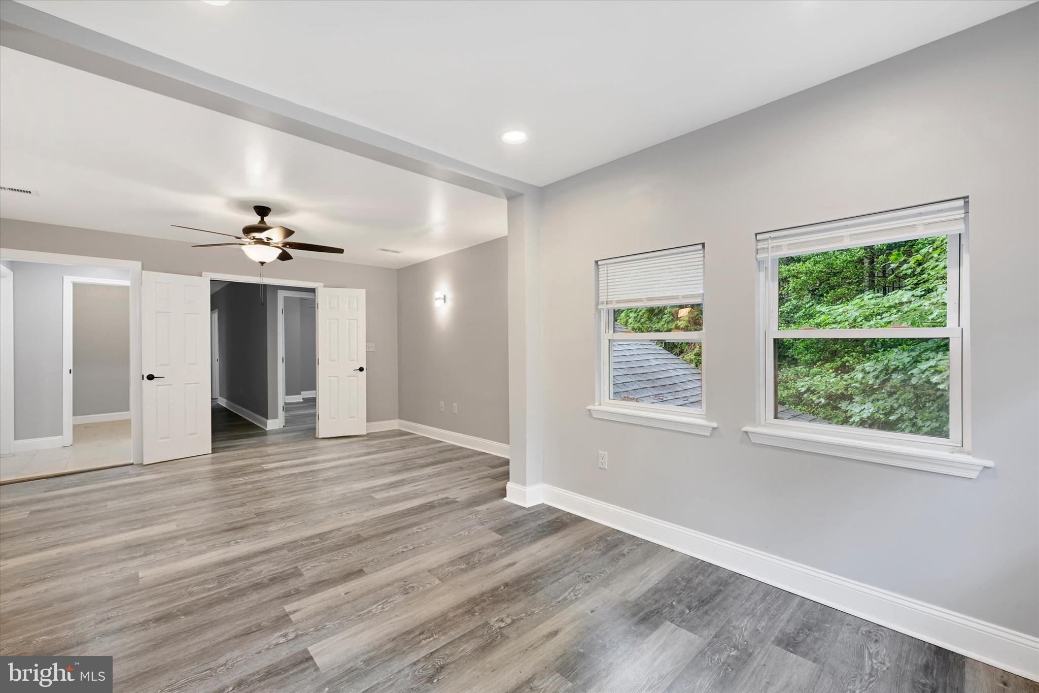 WINDSOR HILLS - Residential