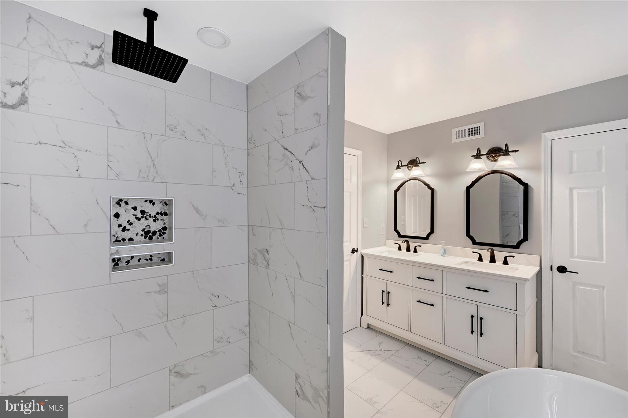 WINDSOR HILLS - Residential