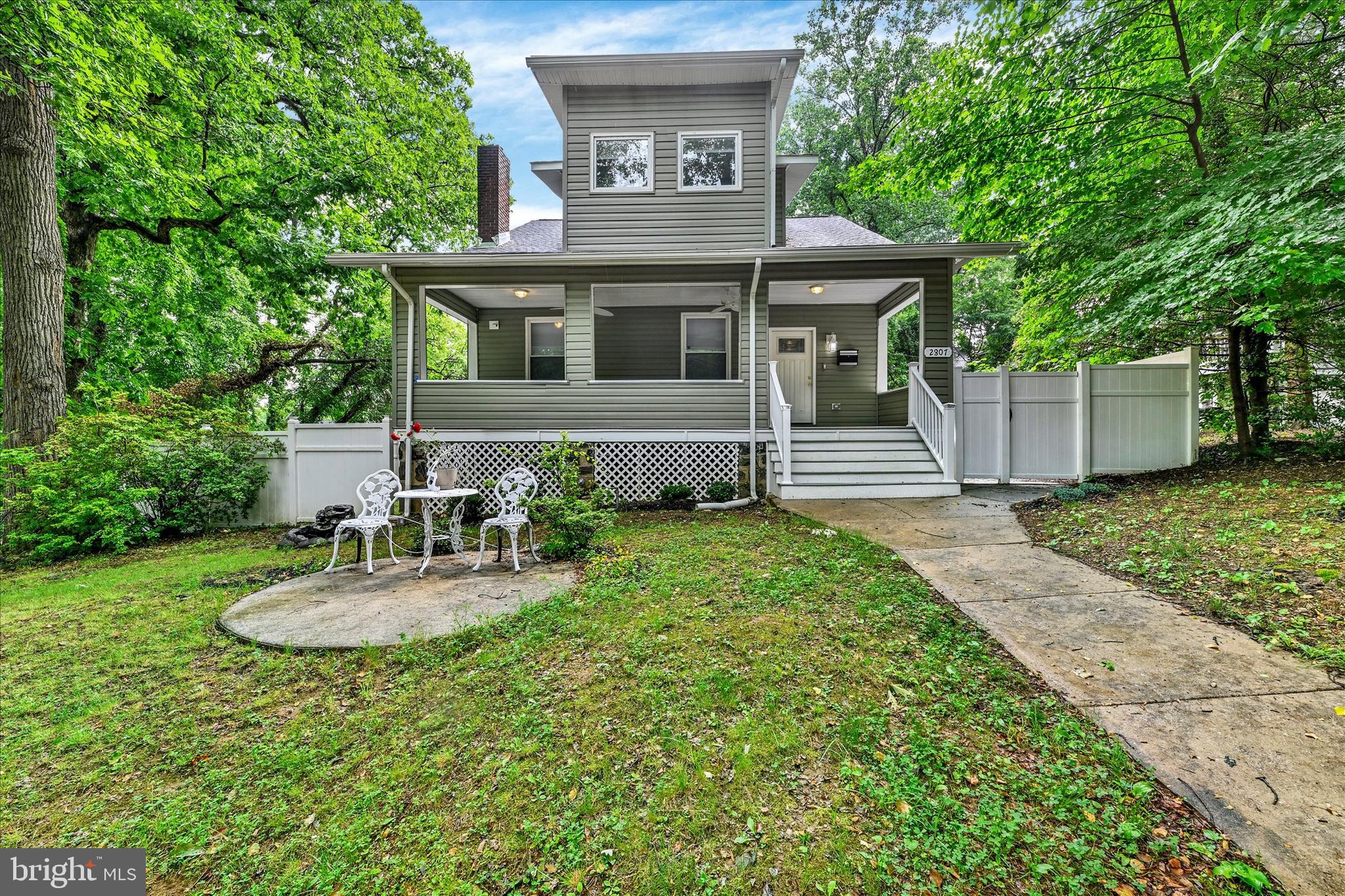 WINDSOR HILLS - Residential