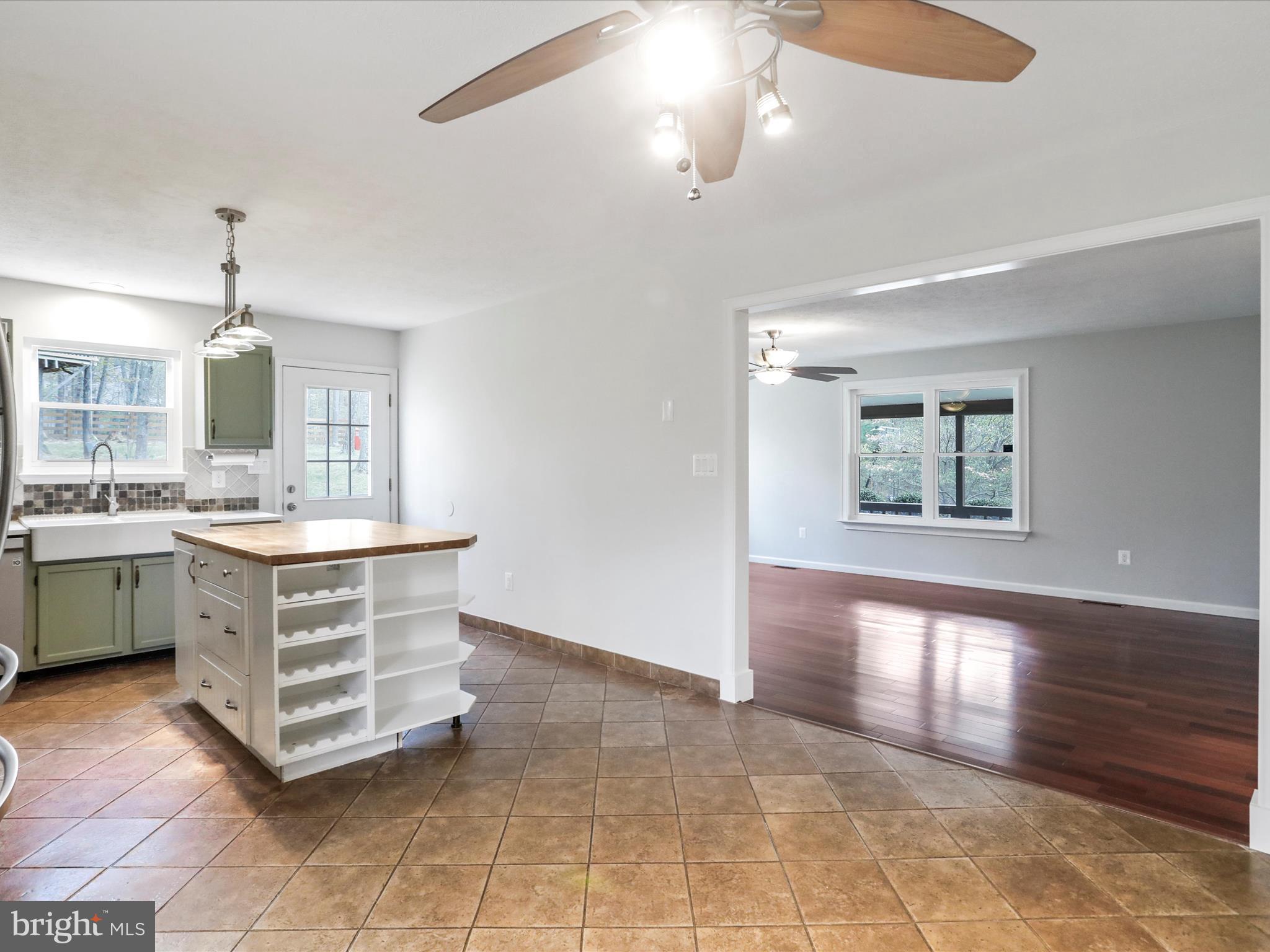 SHANNONDALE - Residential