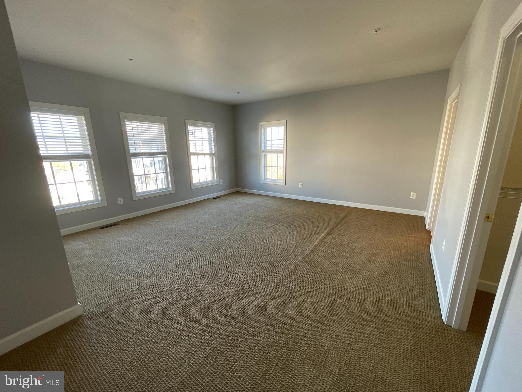 HIDDEN CREEK - Residential Lease