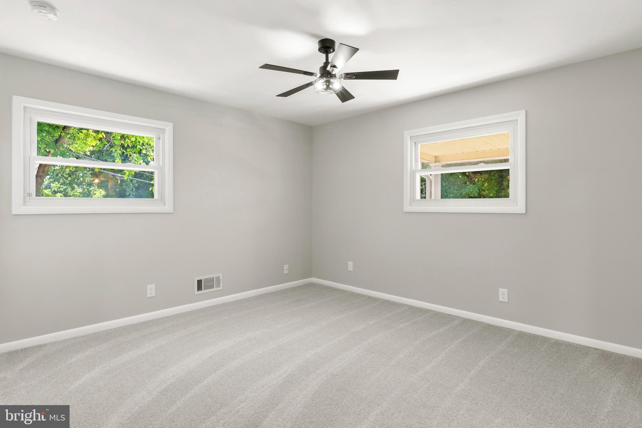 GARWYN OAKS - Residential