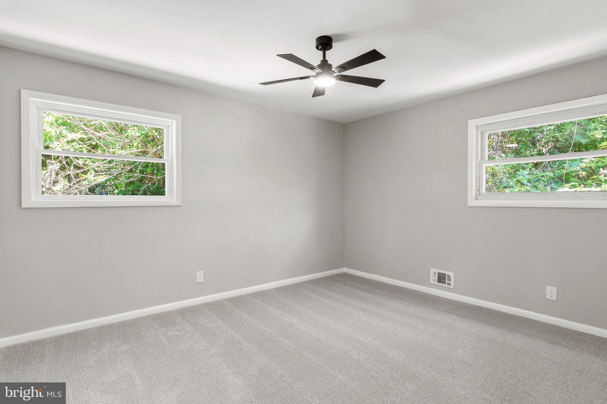 GARWYN OAKS - Residential