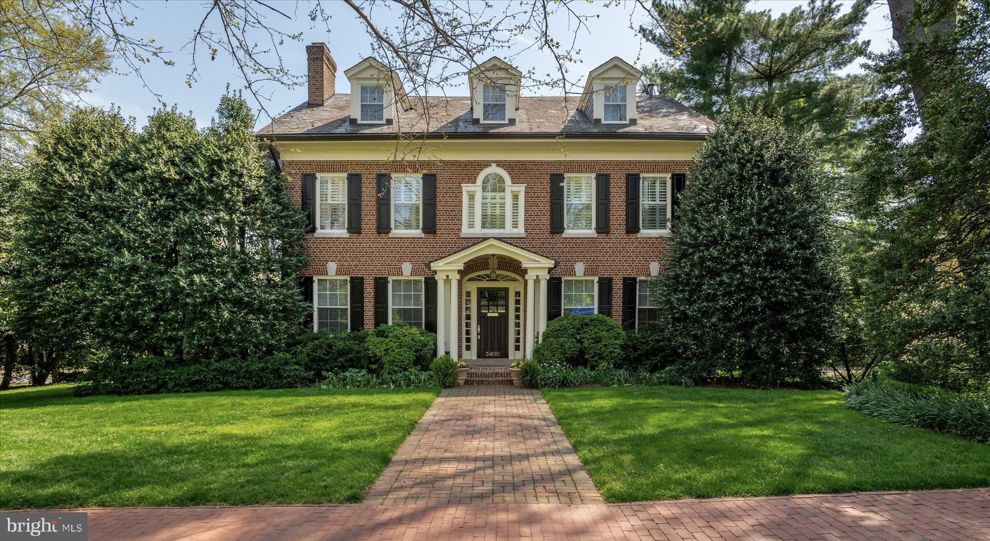 CLEVELAND PARK - Residential