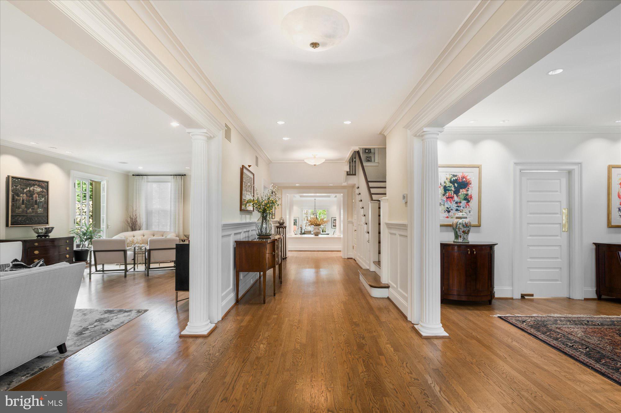 CLEVELAND PARK - Residential