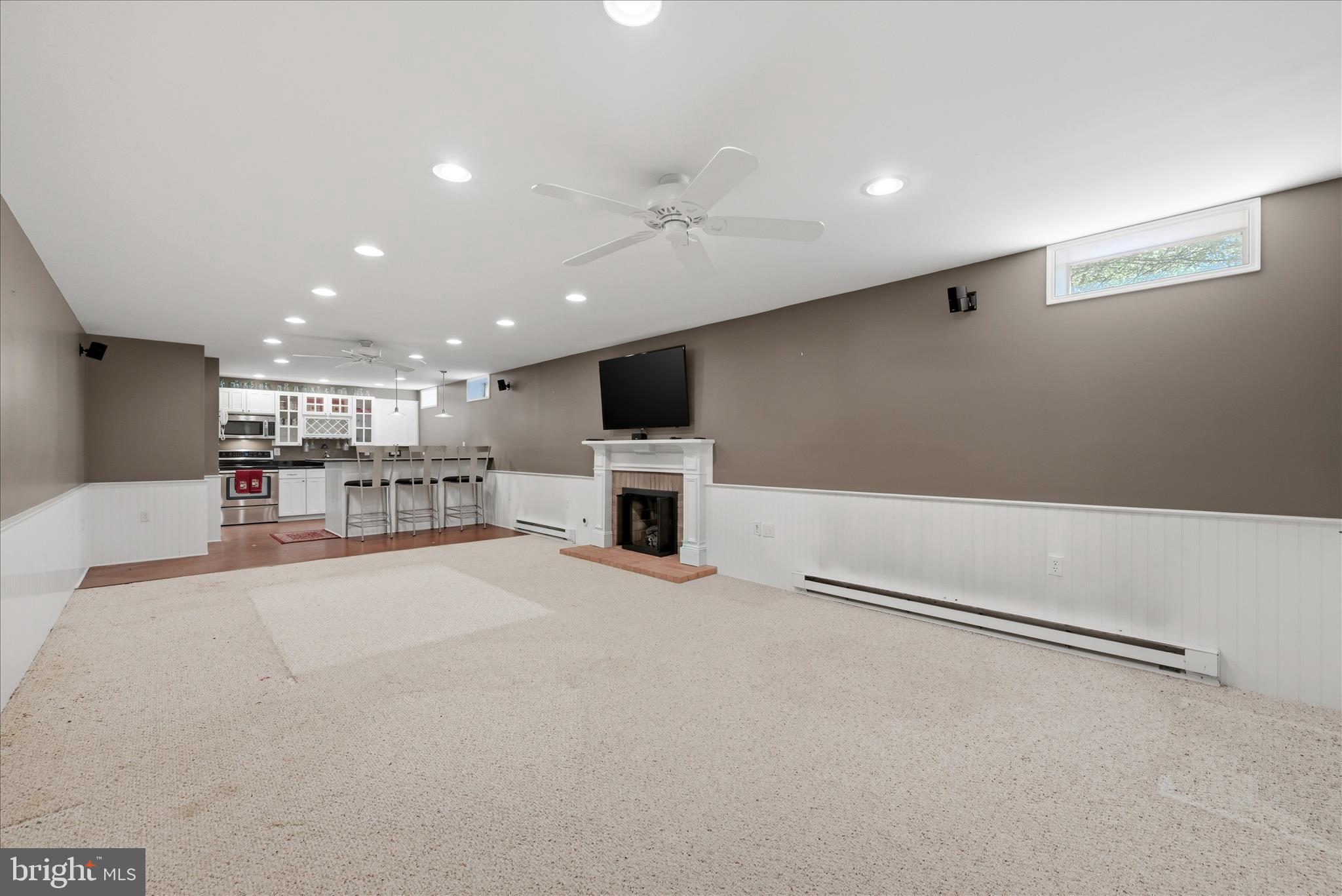 WINCHESTER - Residential