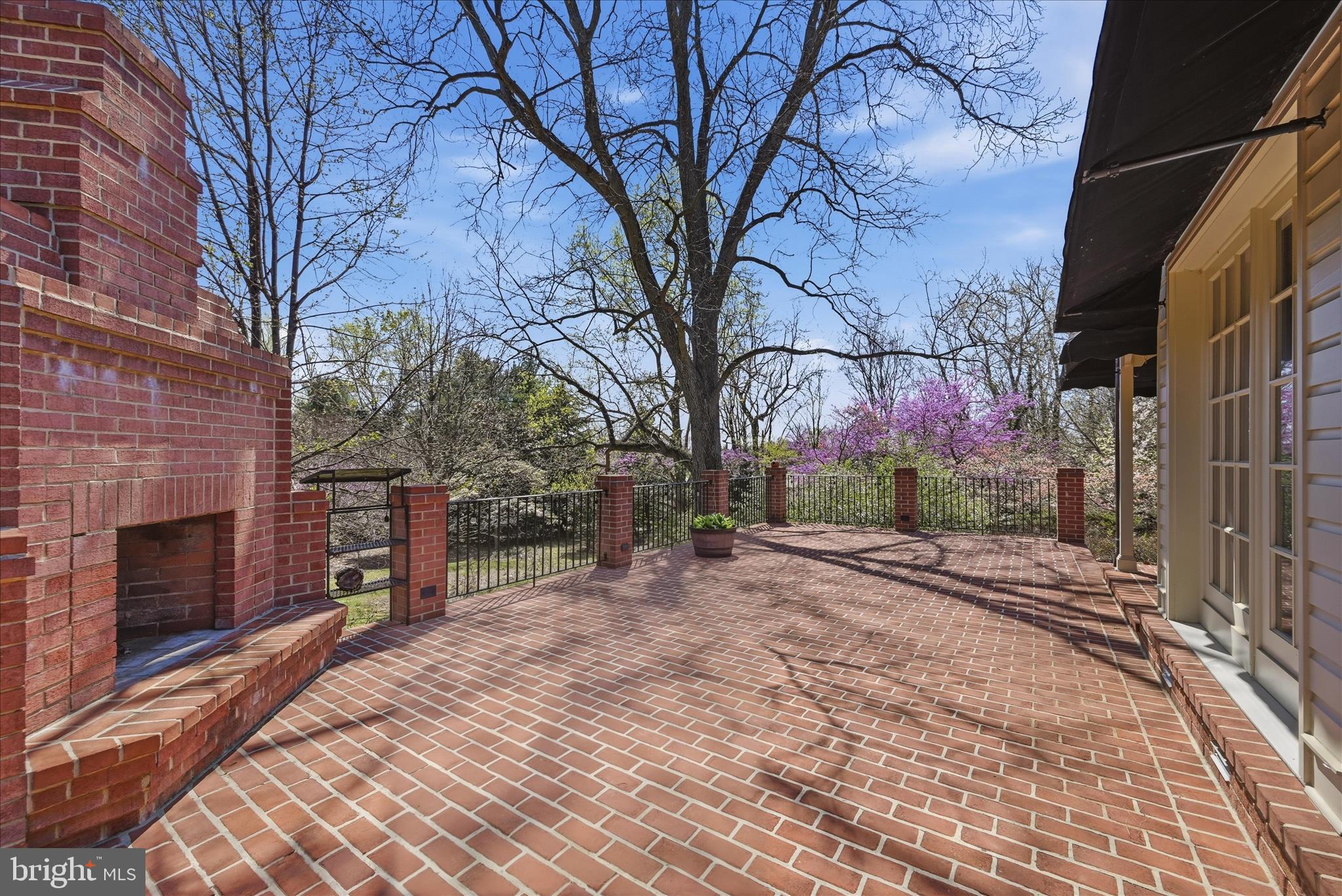 WINCHESTER - Residential