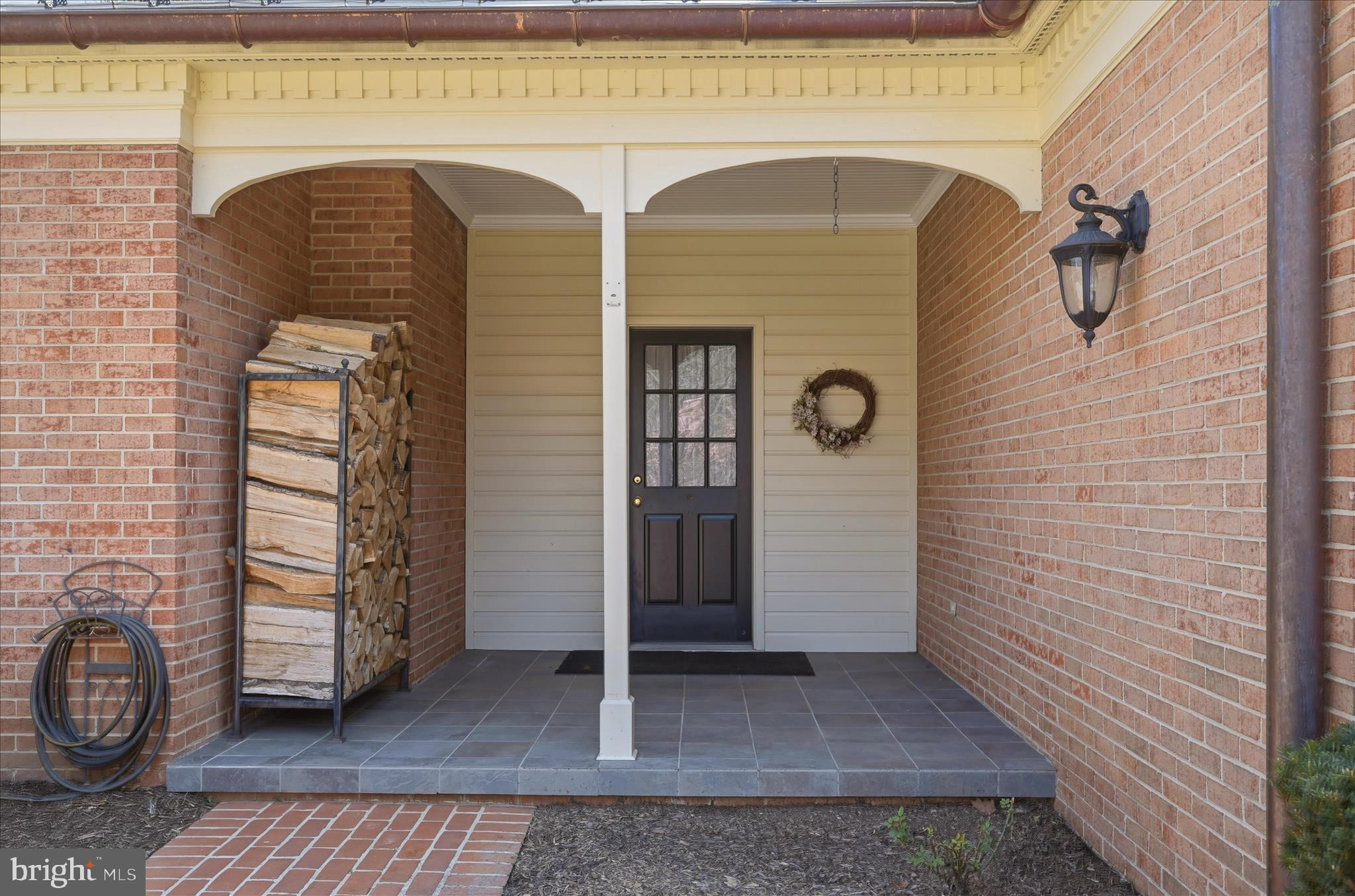WINCHESTER - Residential