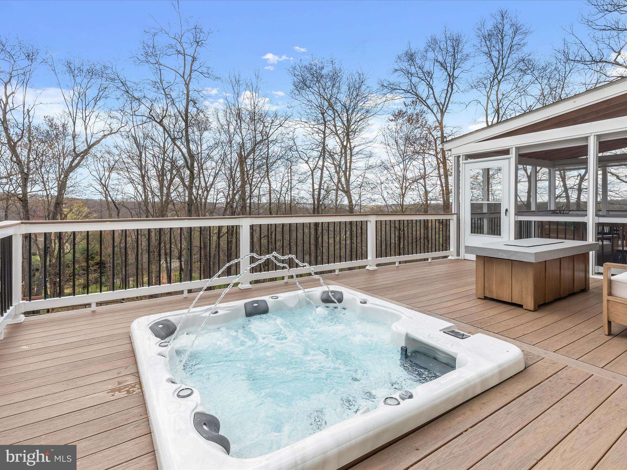 GRAYSTONE FARMS ESTATES - Residential