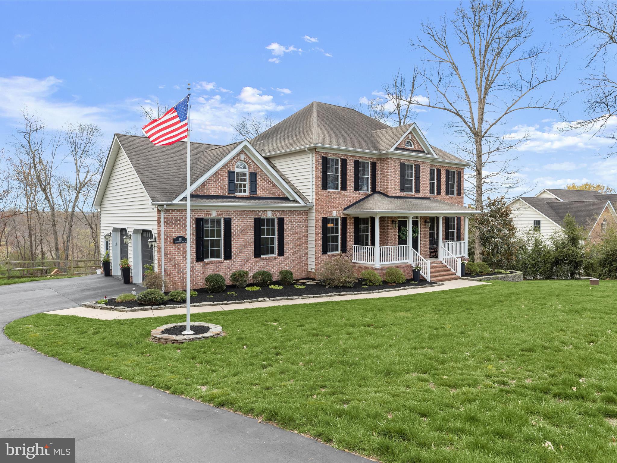GRAYSTONE FARMS ESTATES - Residential