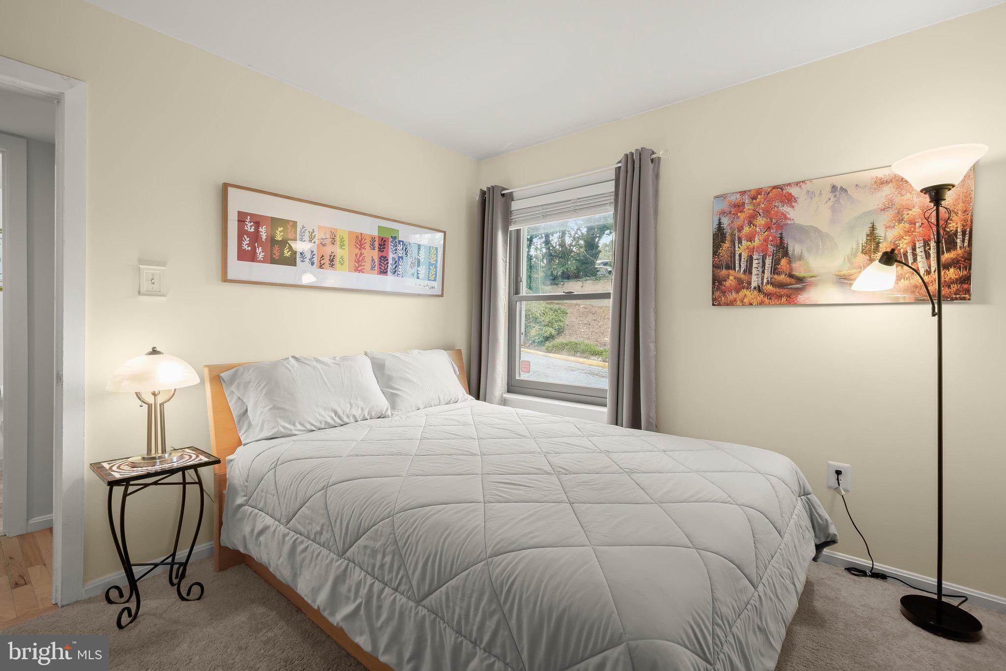 BRISTOL SQUARE - Residential