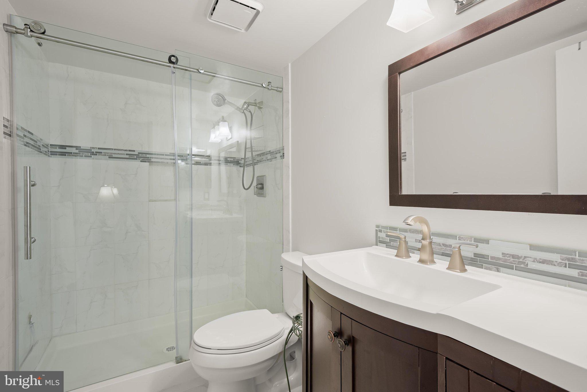 BRISTOL SQUARE - Residential