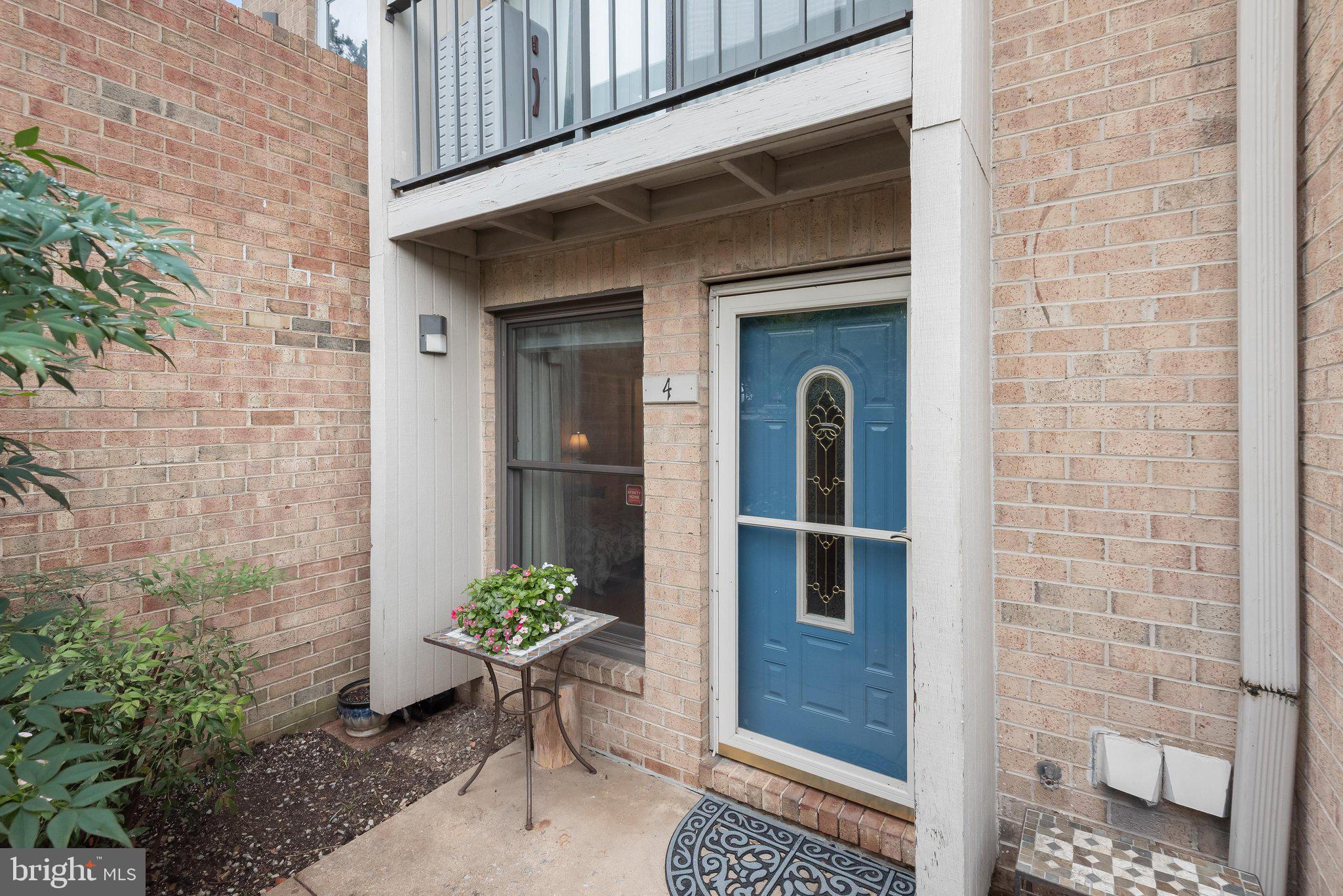 BRISTOL SQUARE - Residential