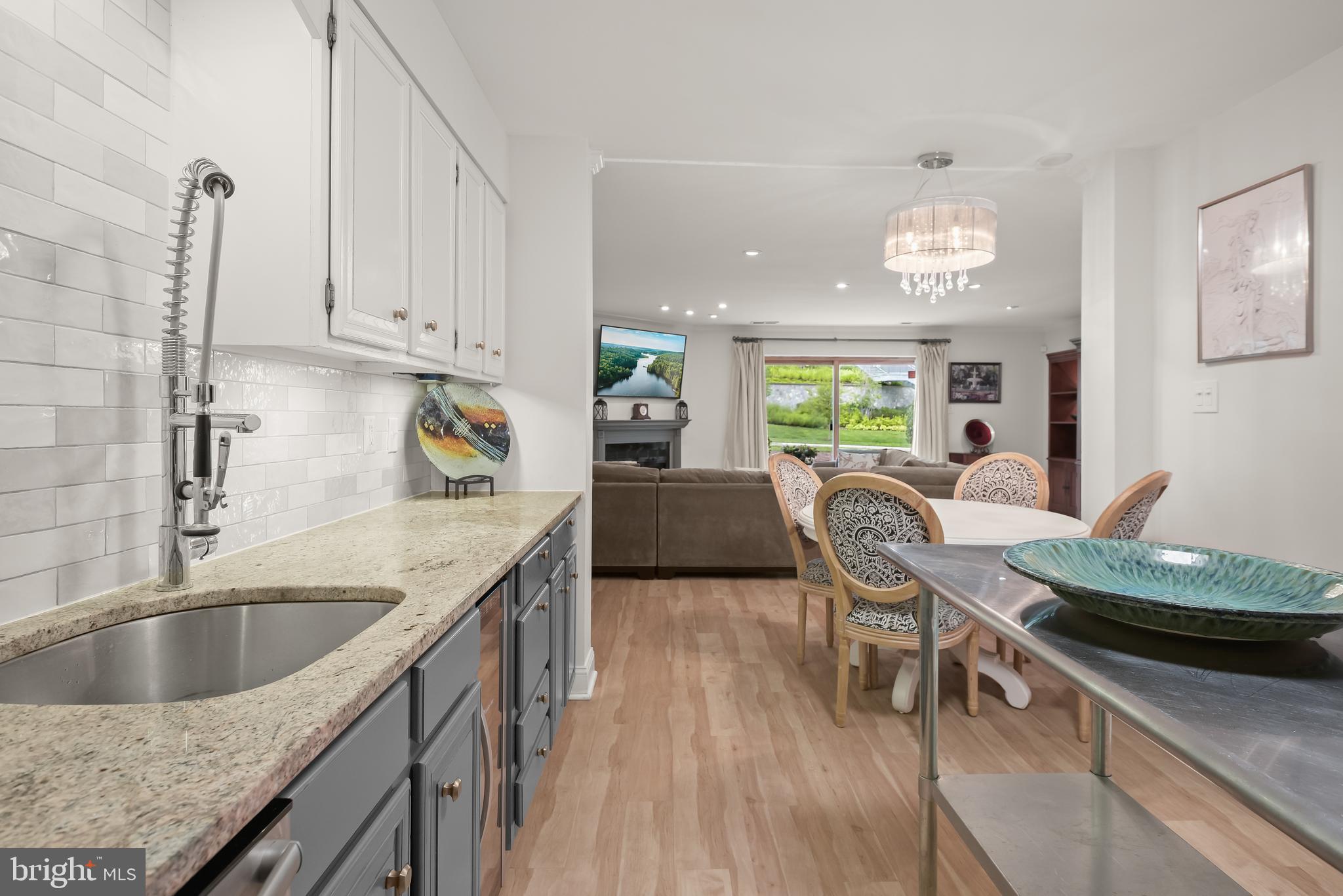 BRISTOL SQUARE - Residential
