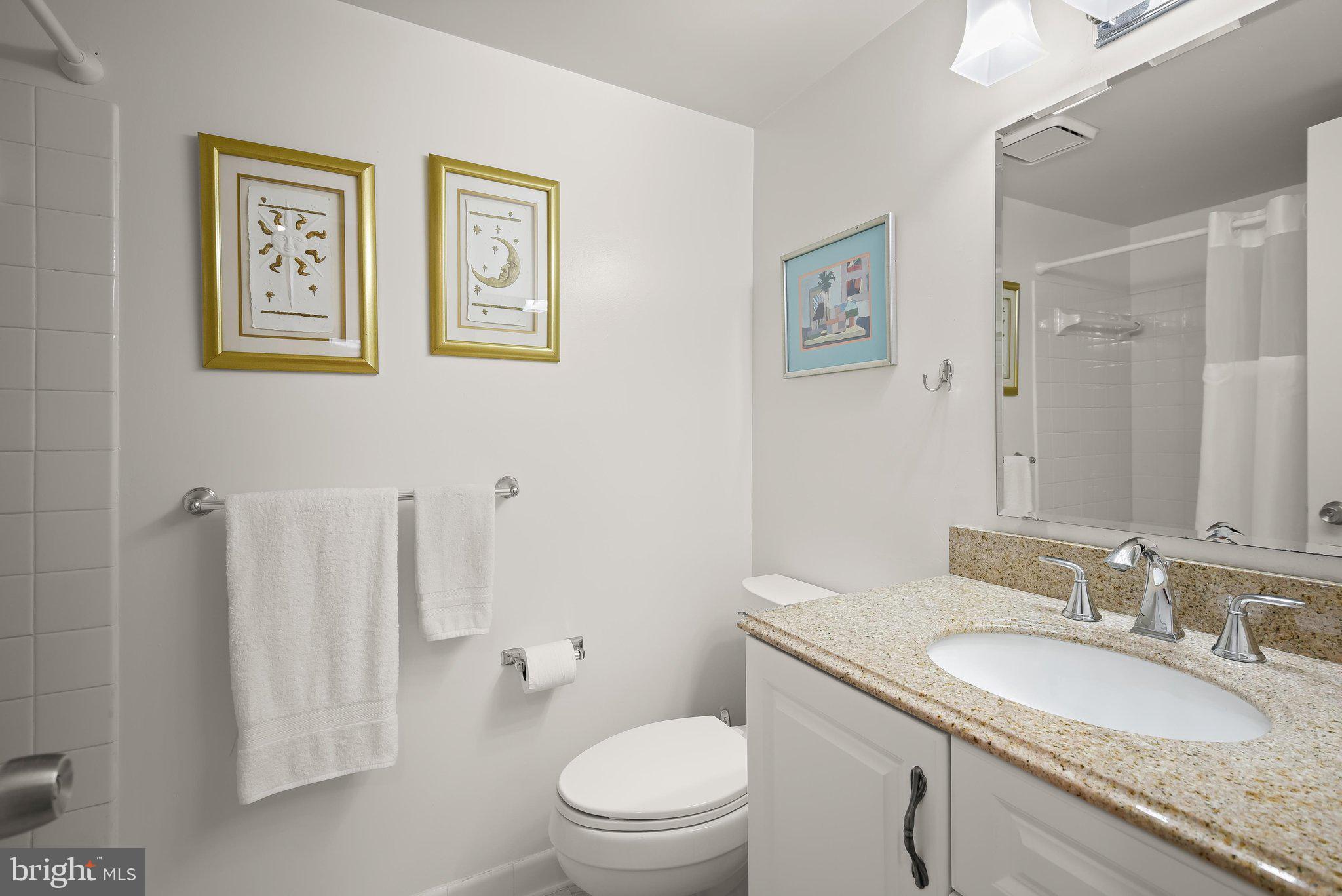 BRISTOL SQUARE - Residential
