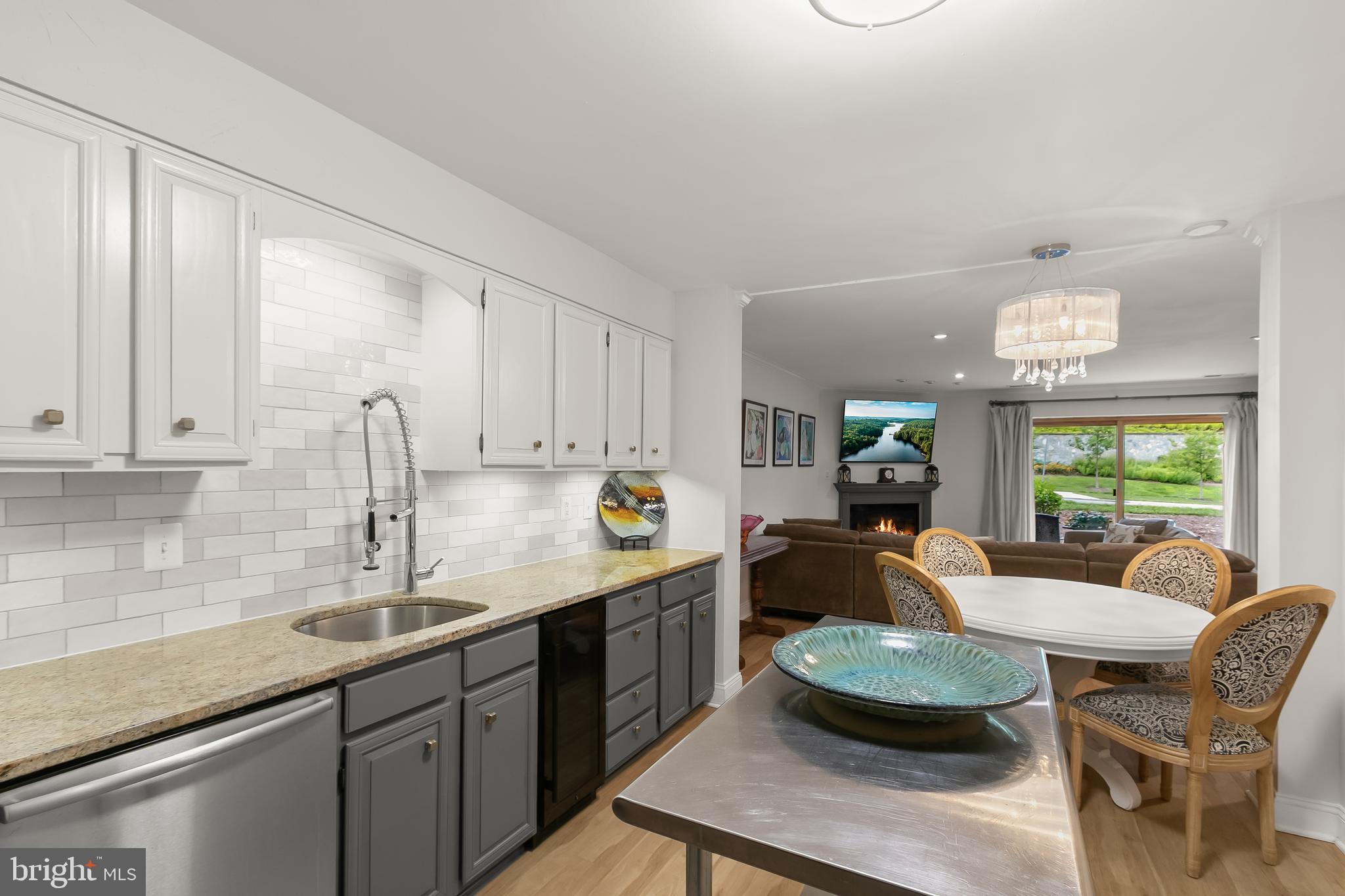 BRISTOL SQUARE - Residential