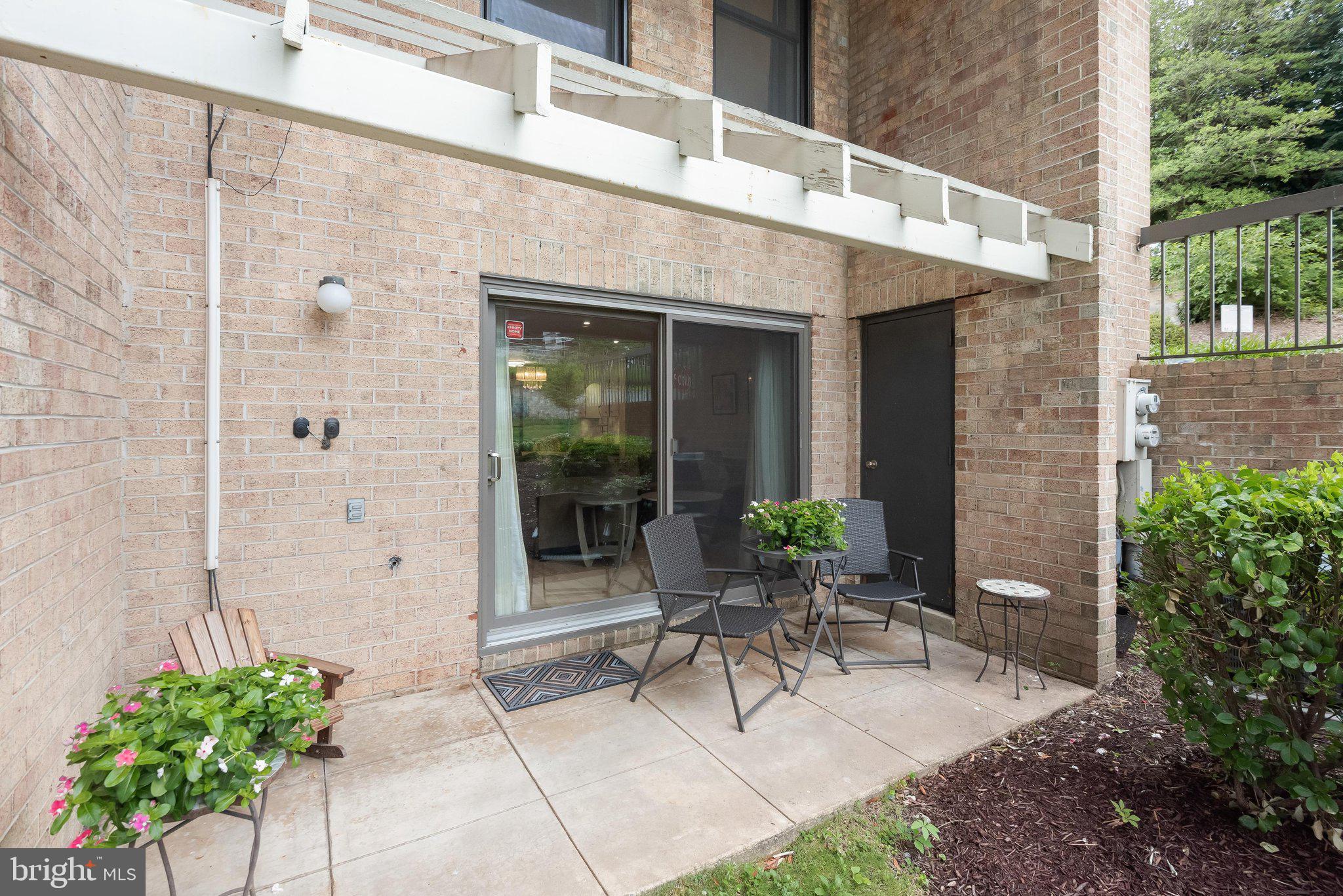 BRISTOL SQUARE - Residential