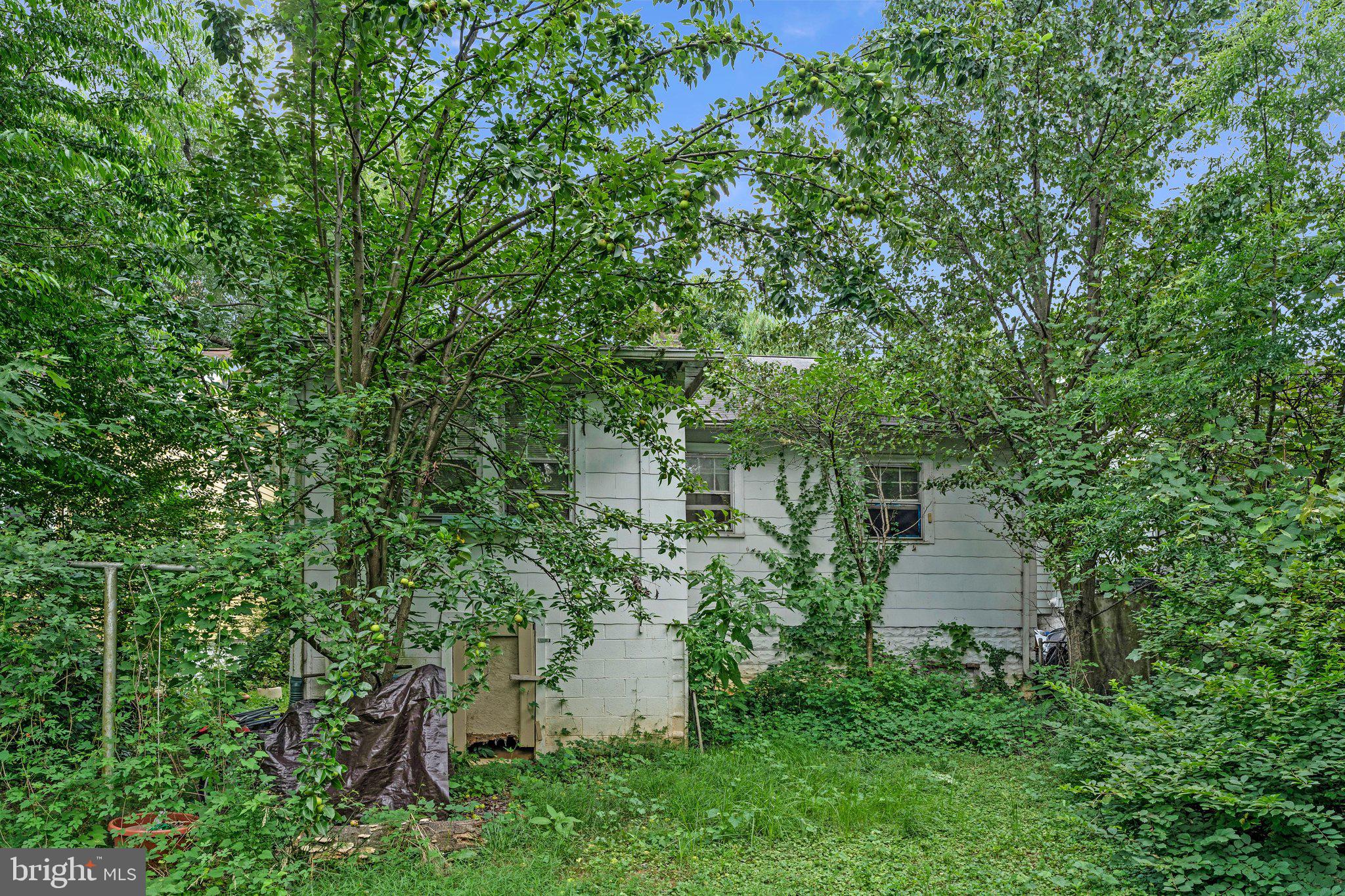 BRENTWOOD - Residential