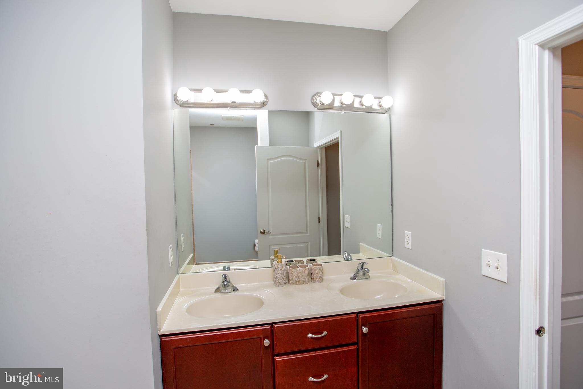 HUNTINGDON PLACE - Residential