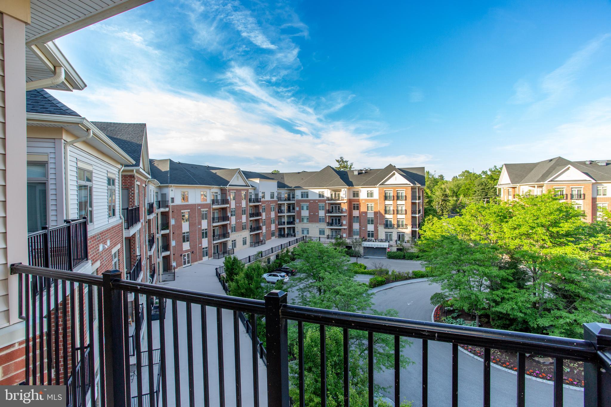 HUNTINGDON PLACE - Residential