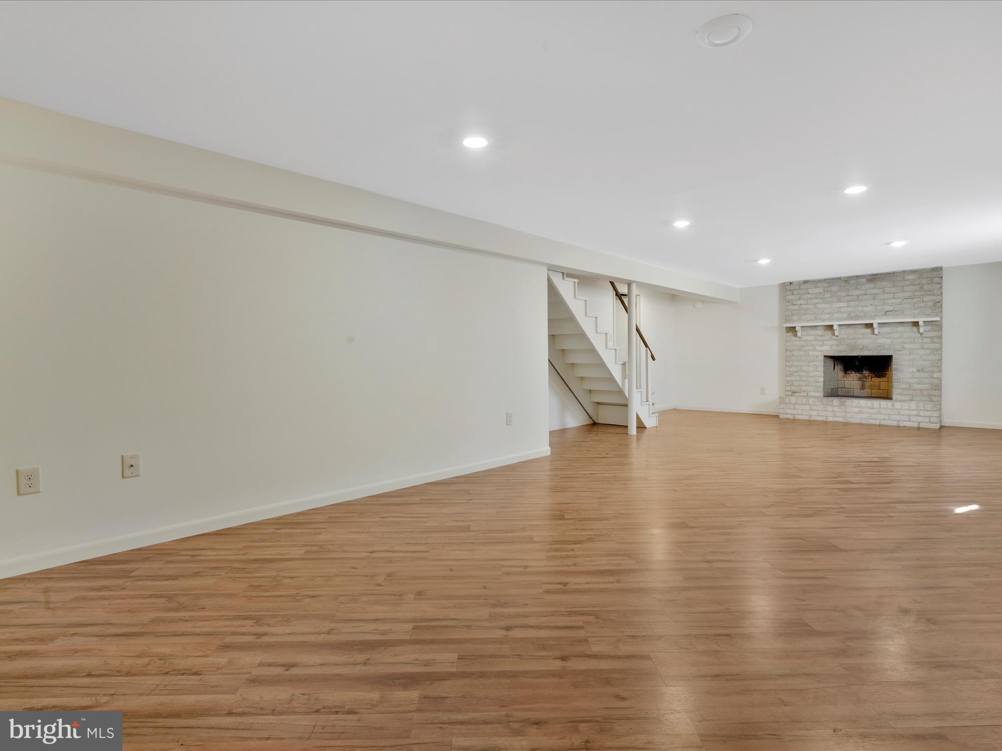 WEBERCROFT - Residential Lease