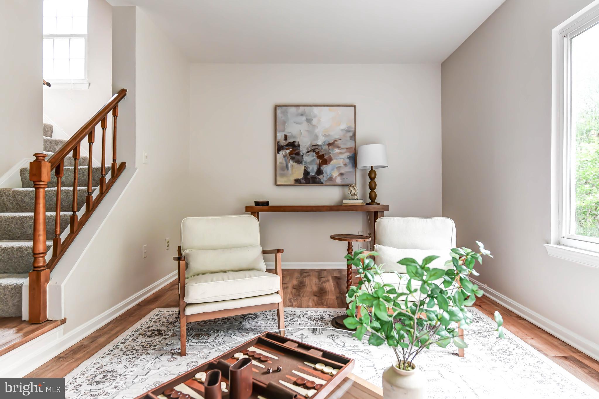 PINEWOOD STATION - Residential