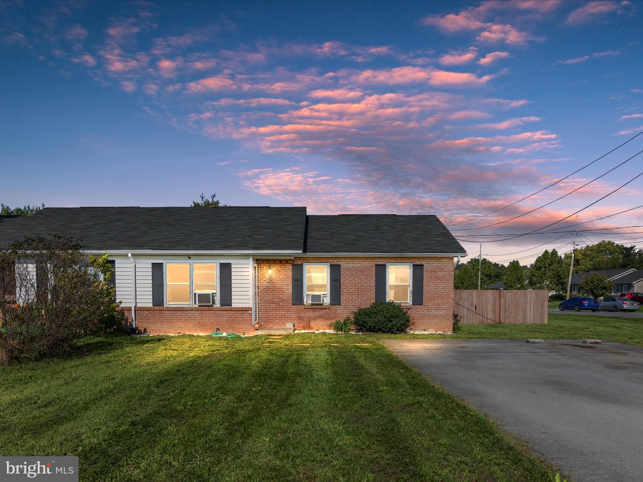 Charming 3-Bedroom Home on a Spacious Corner Lot – No HOA!

Welcome to 133 Early Dr, Winchester, VA 22603 – a delightful 3-bedroom, 1.5-bathroom home nestled on a large corner lot in a peaceful neighborhood with no HOA! This home offers the perfect blend of charm, convenience, and privacy with a fully fenced yard, ideal for pets, outdoor entertaining, or simply relaxing in your own private space. The fence, installed in 2021, has been recently stained for added durability and appeal.

Inside, you'll find stainless steel kitchen appliances and beautiful hardwood flooring, adding both style and functionality to the heart of the home. The roof was replaced in 2010, and the paved driveway provides plenty of parking space for you and your guests.

Whether you're looking for your first home or a quiet retreat, this property offers the best of both worlds – close to all the amenities of Winchester while giving you the freedom of no HOA restrictions.

Don’t miss the opportunity to make this lovely home your own!