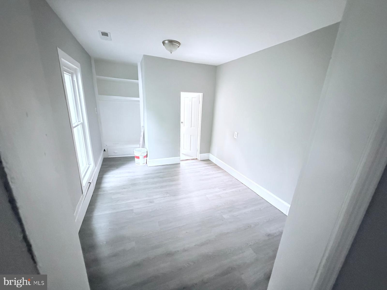 RIVER RIDGE ESTATES - Residential Lease