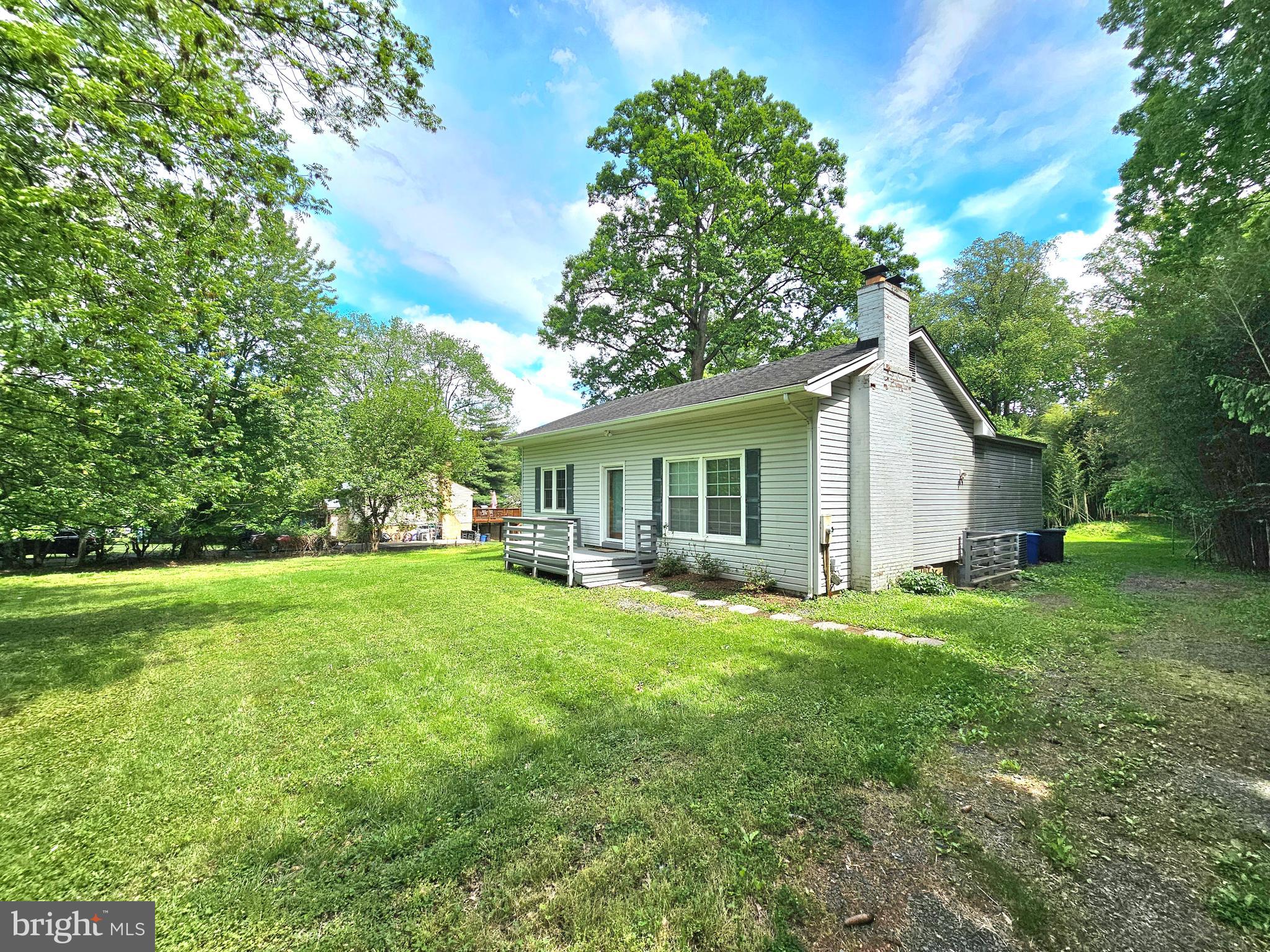 WOODFORD - Residential Lease