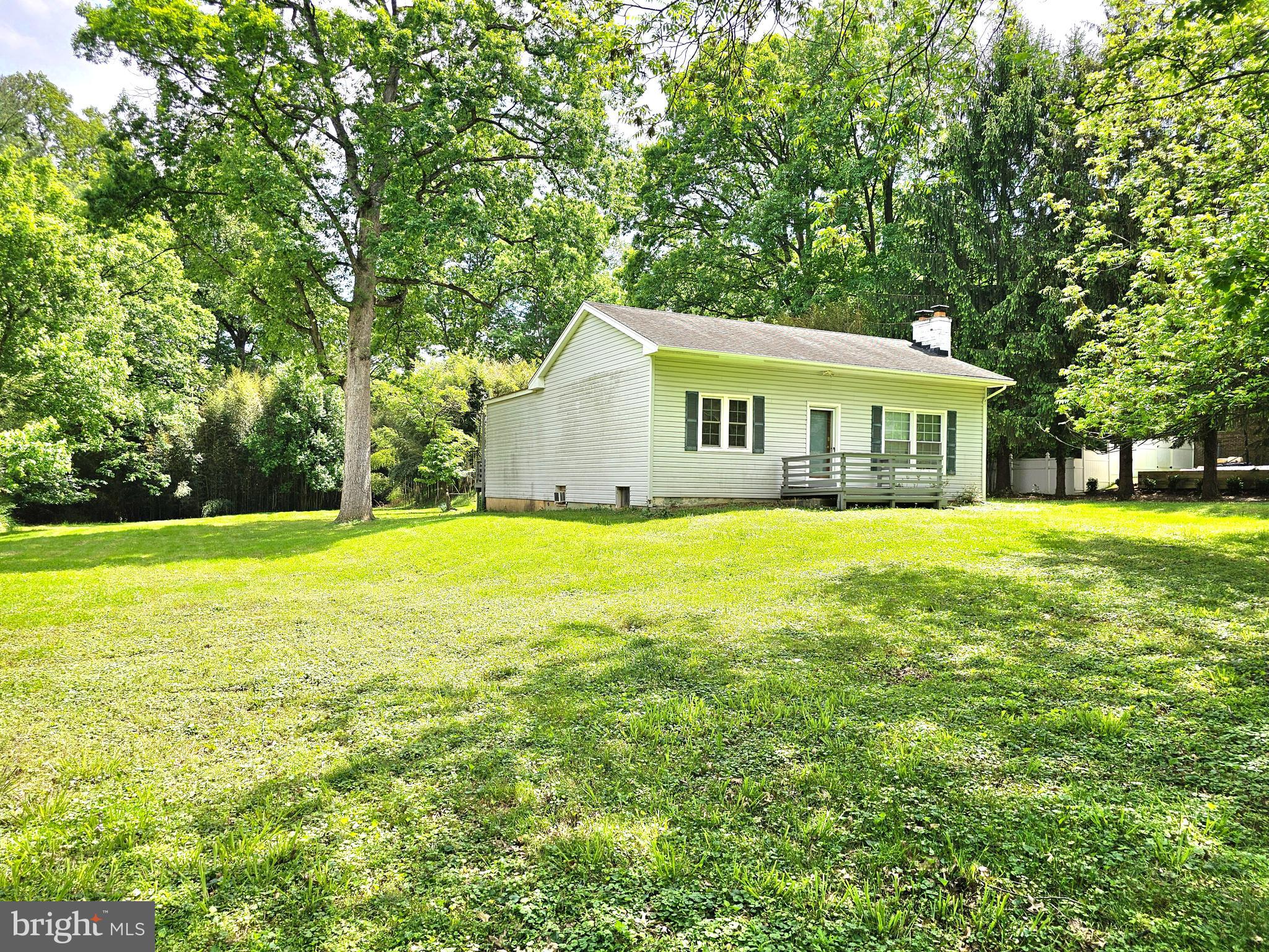 WOODFORD - Residential Lease