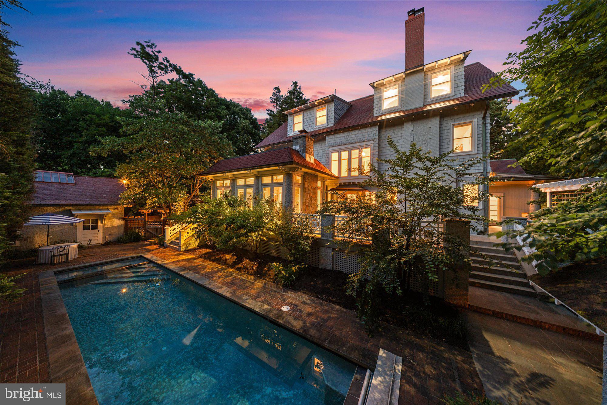 CHEVY CHASE VILLAGE - Residential