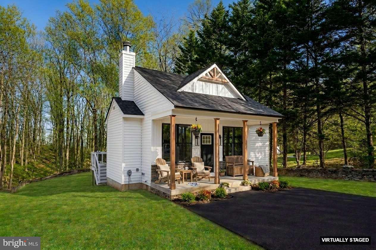 BRADDOCK HEIGHTS - Residential