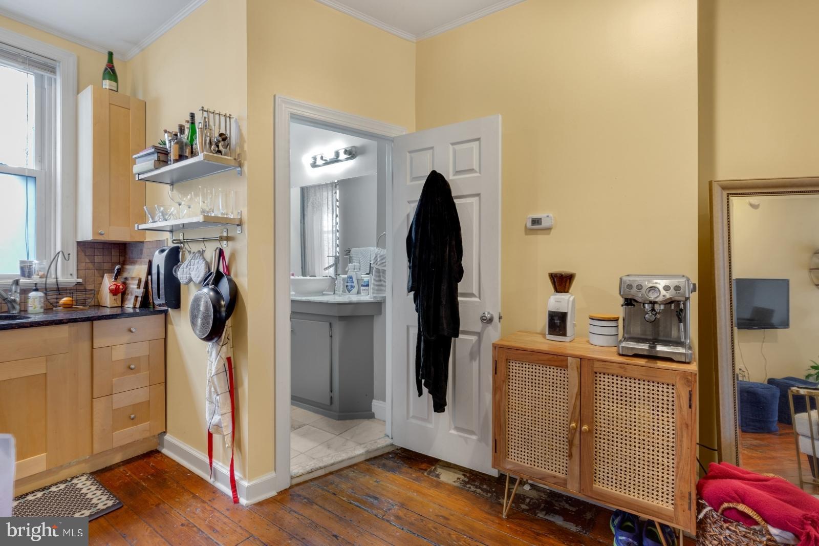 WASHINGTON SQ WEST - Residential