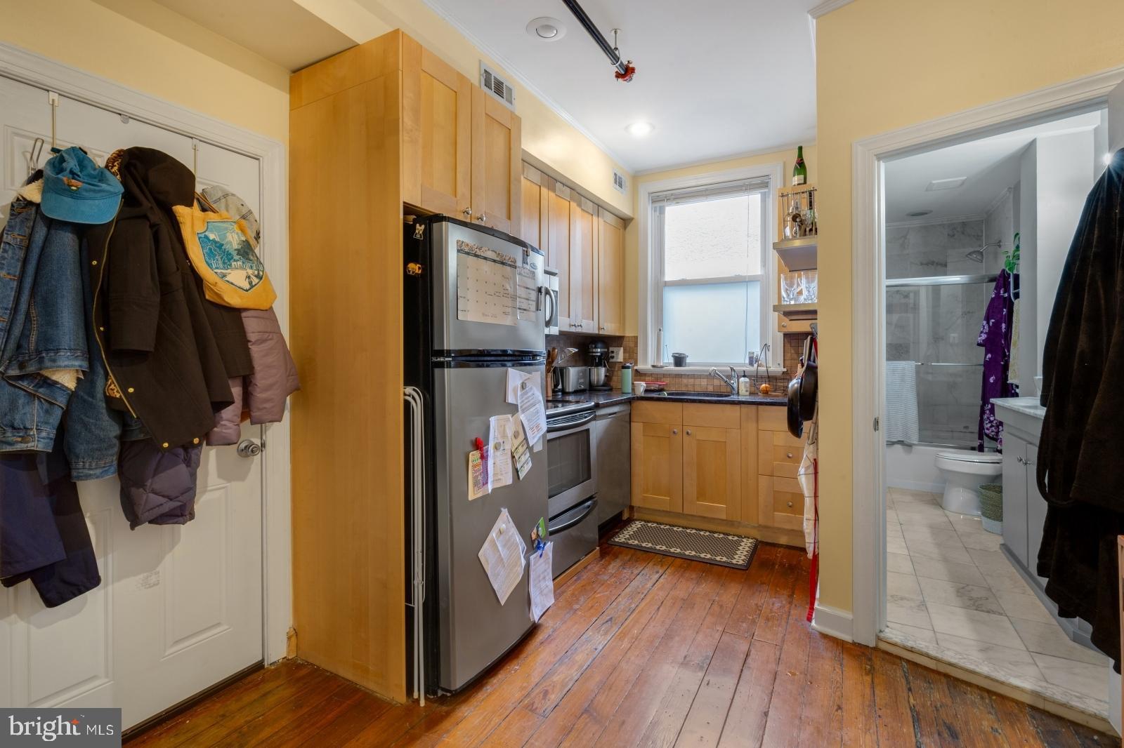 WASHINGTON SQ WEST - Residential