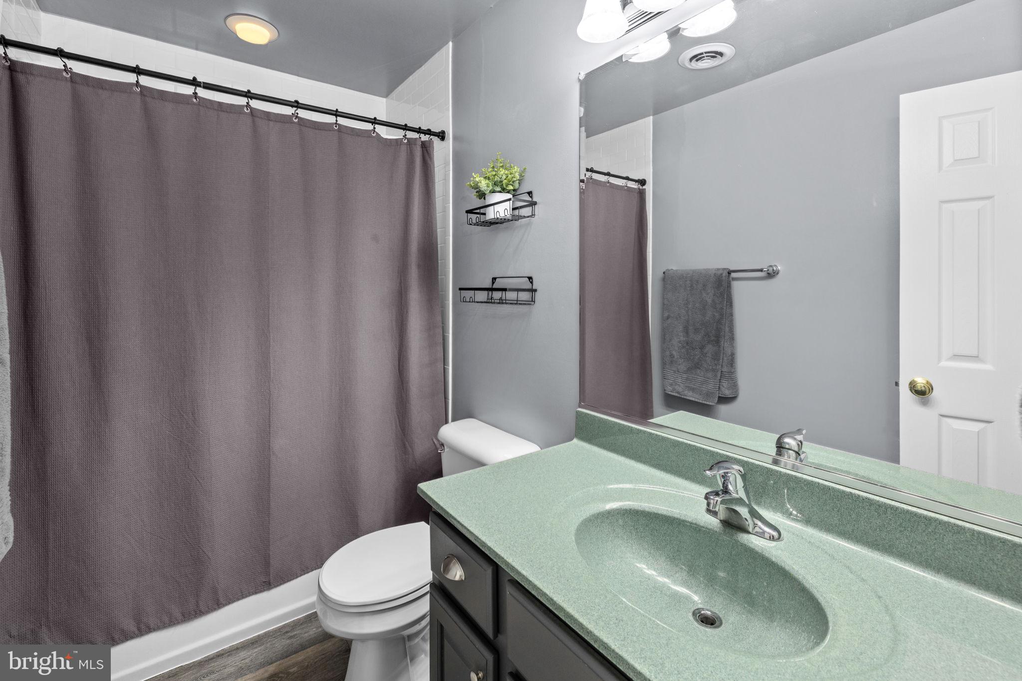 BROOKFIELD HILLS - Residential