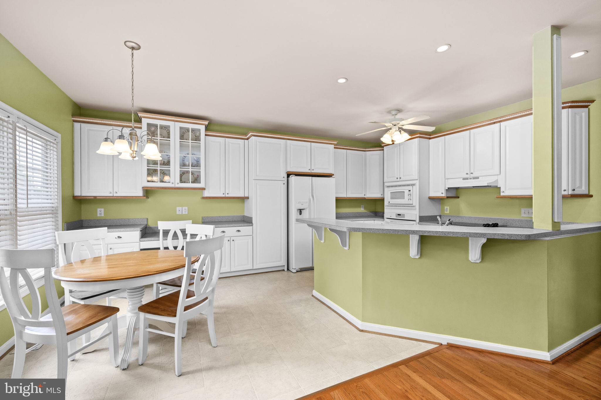 BROOKFIELD HILLS - Residential