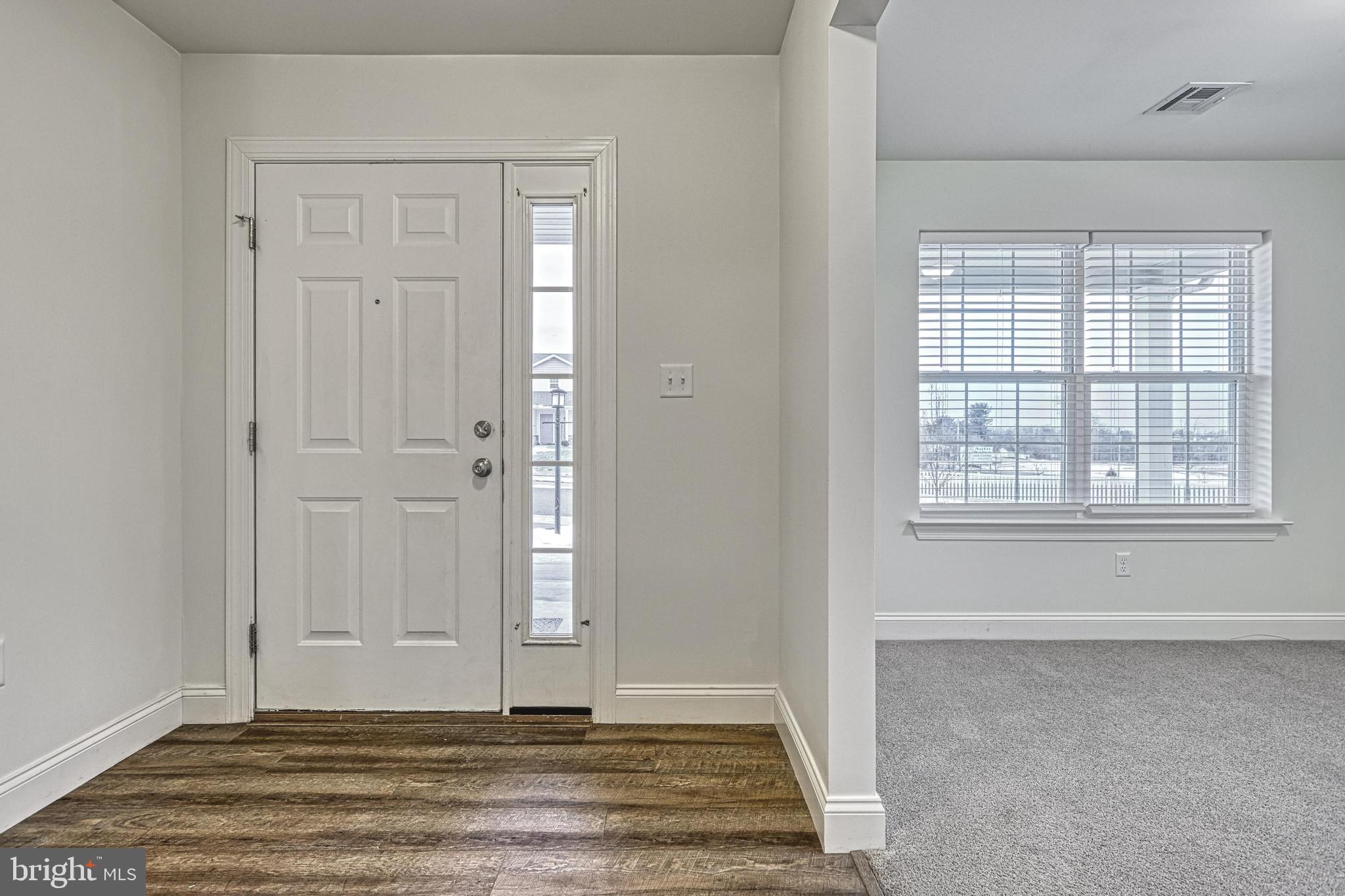 WINDY HEIGHTS, THE NEW - Residential