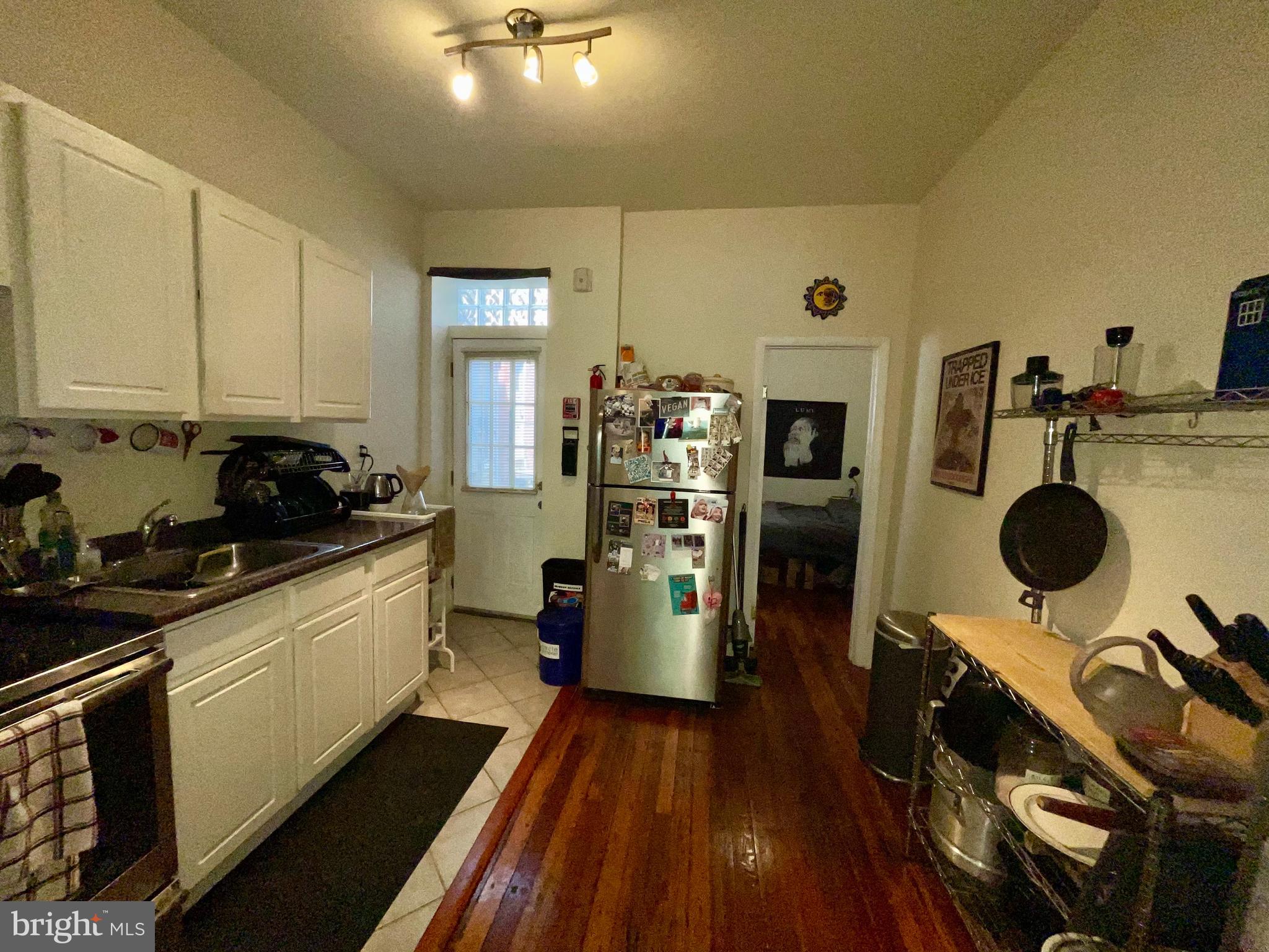 UNIVERSITY CITY - Residential Lease
