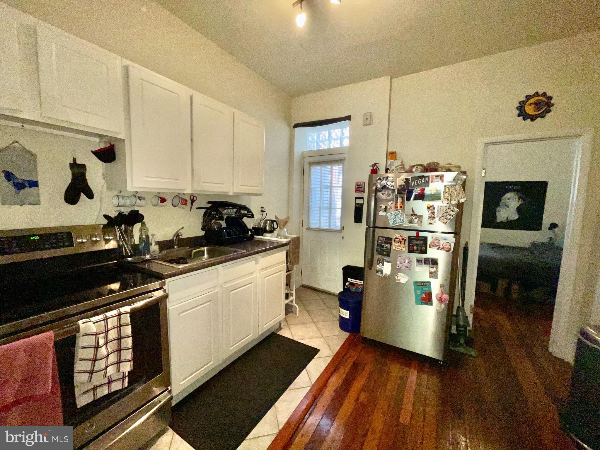 UNIVERSITY CITY - Residential Lease
