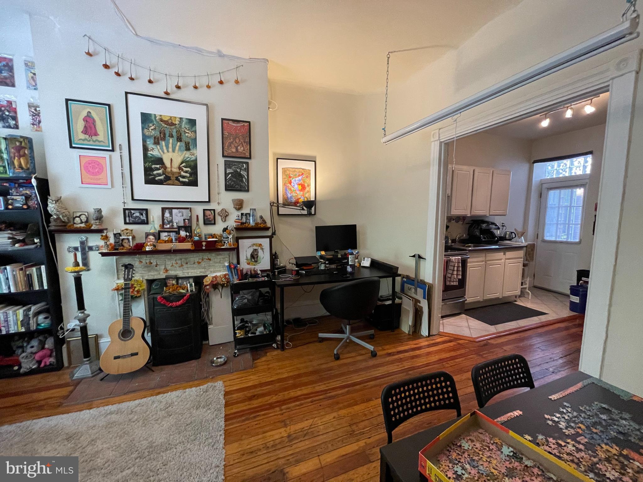 UNIVERSITY CITY - Residential Lease