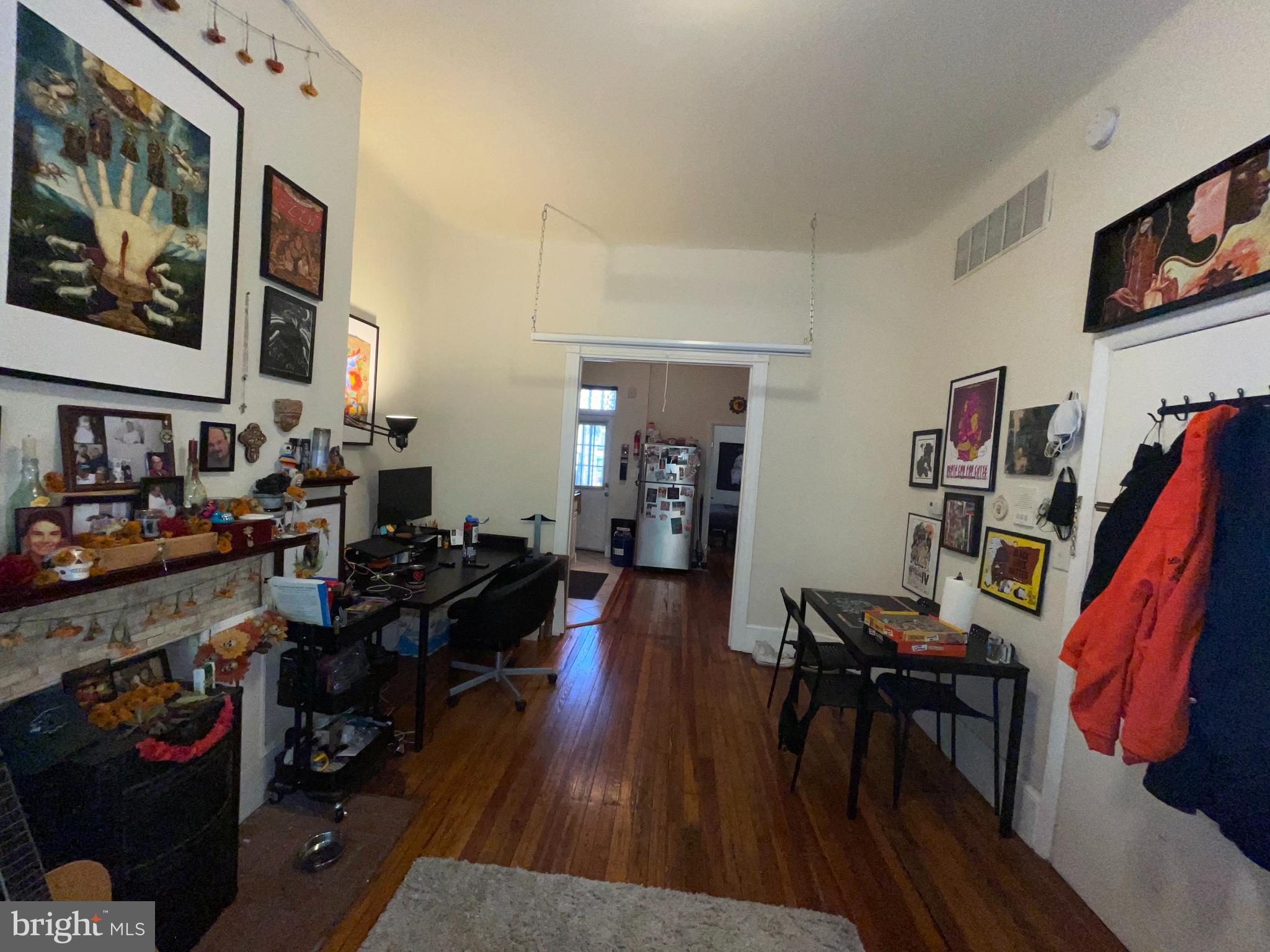 UNIVERSITY CITY - Residential Lease